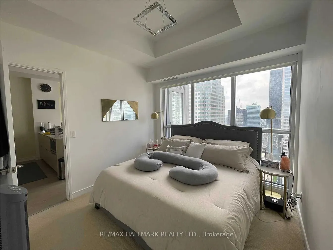 88 Scott Street, #4501