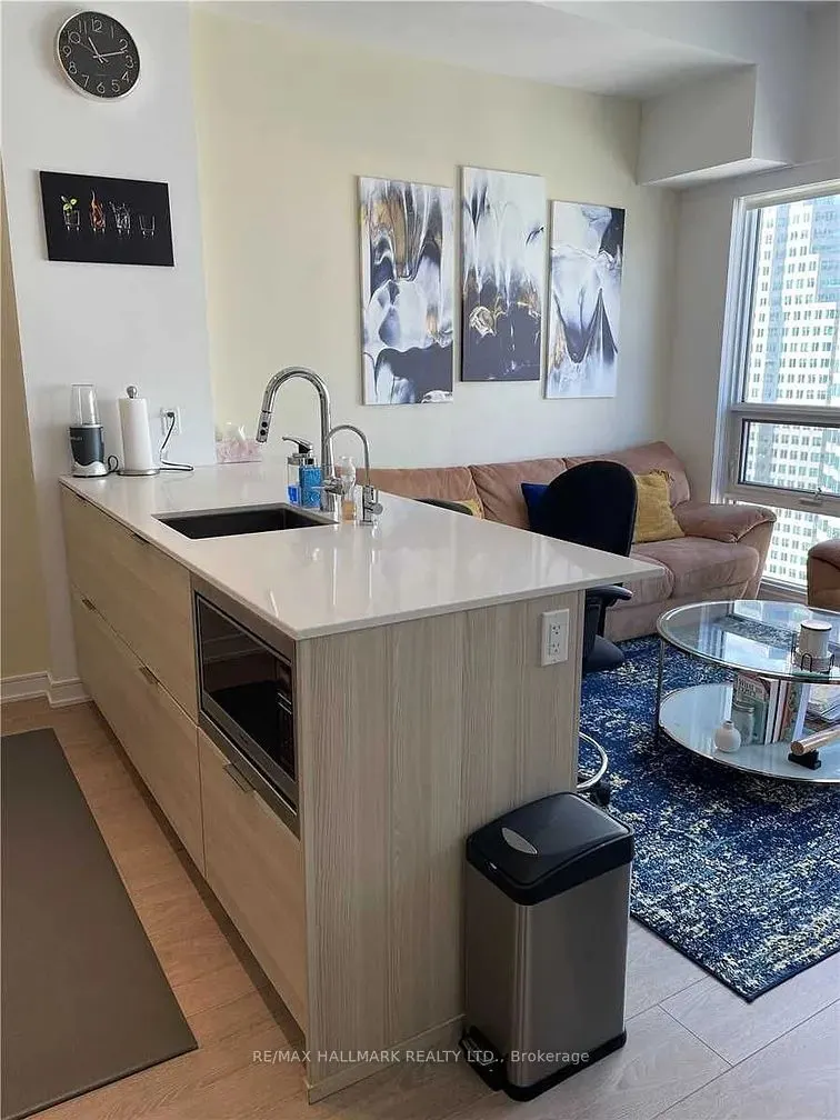 88 Scott Street, #4501
