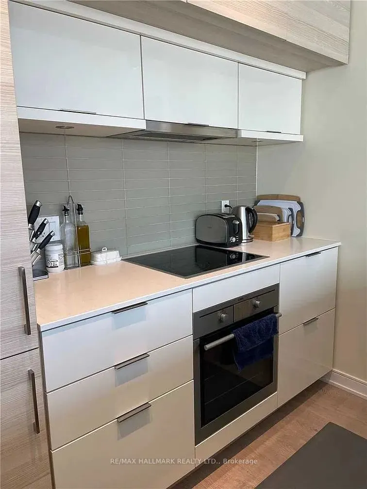 88 Scott Street, #4501