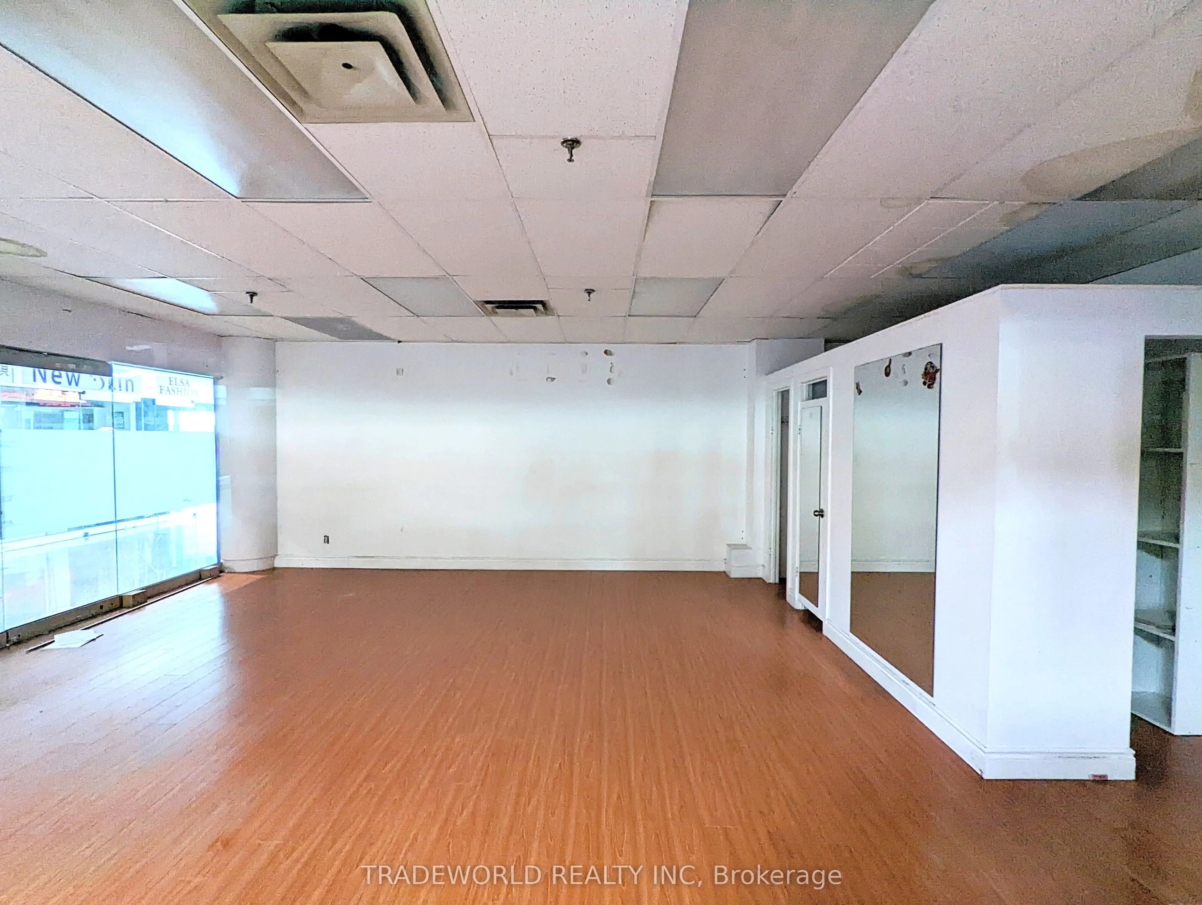 222 Spadina Avenue, #271