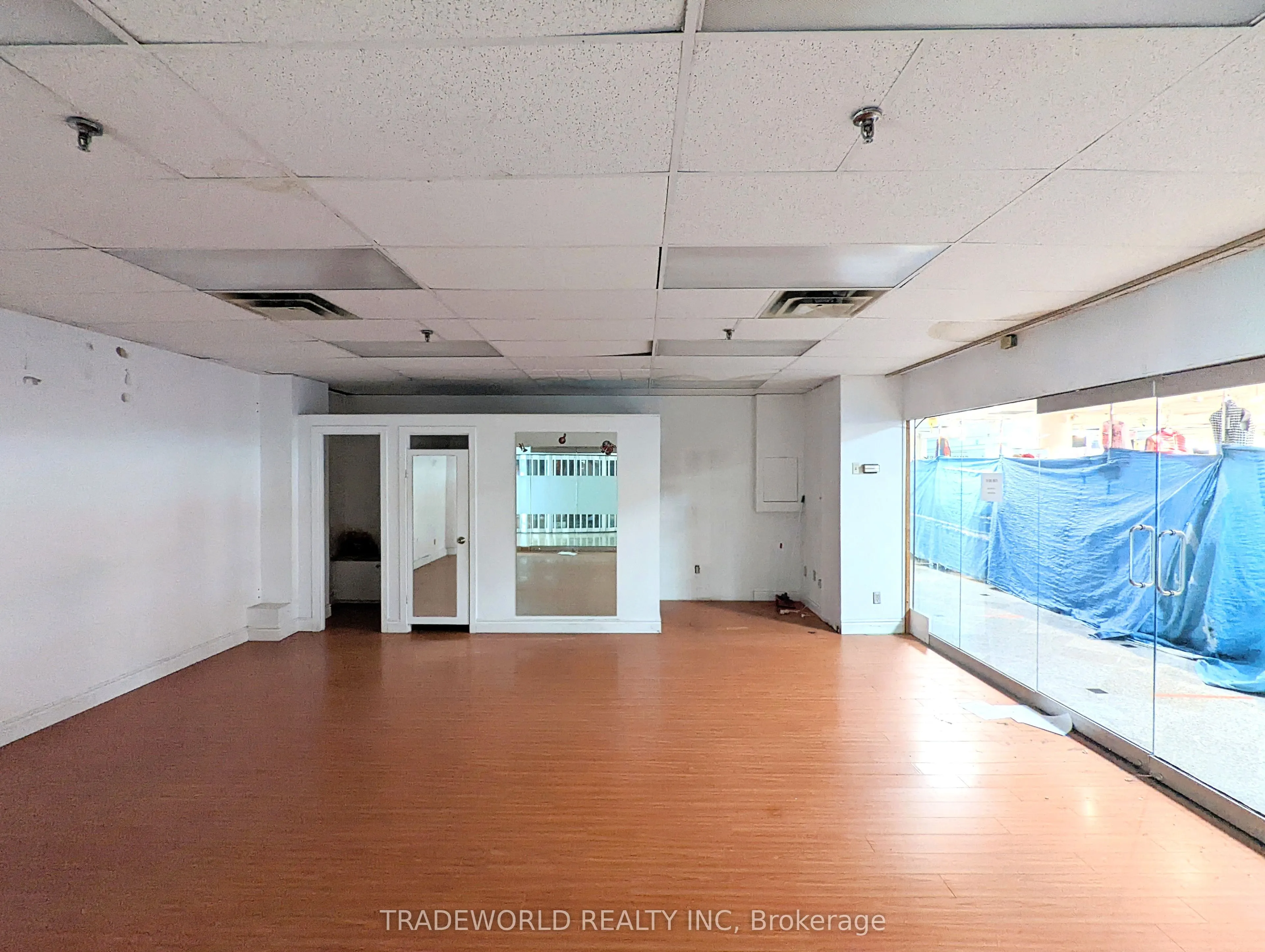222 Spadina Avenue, #271