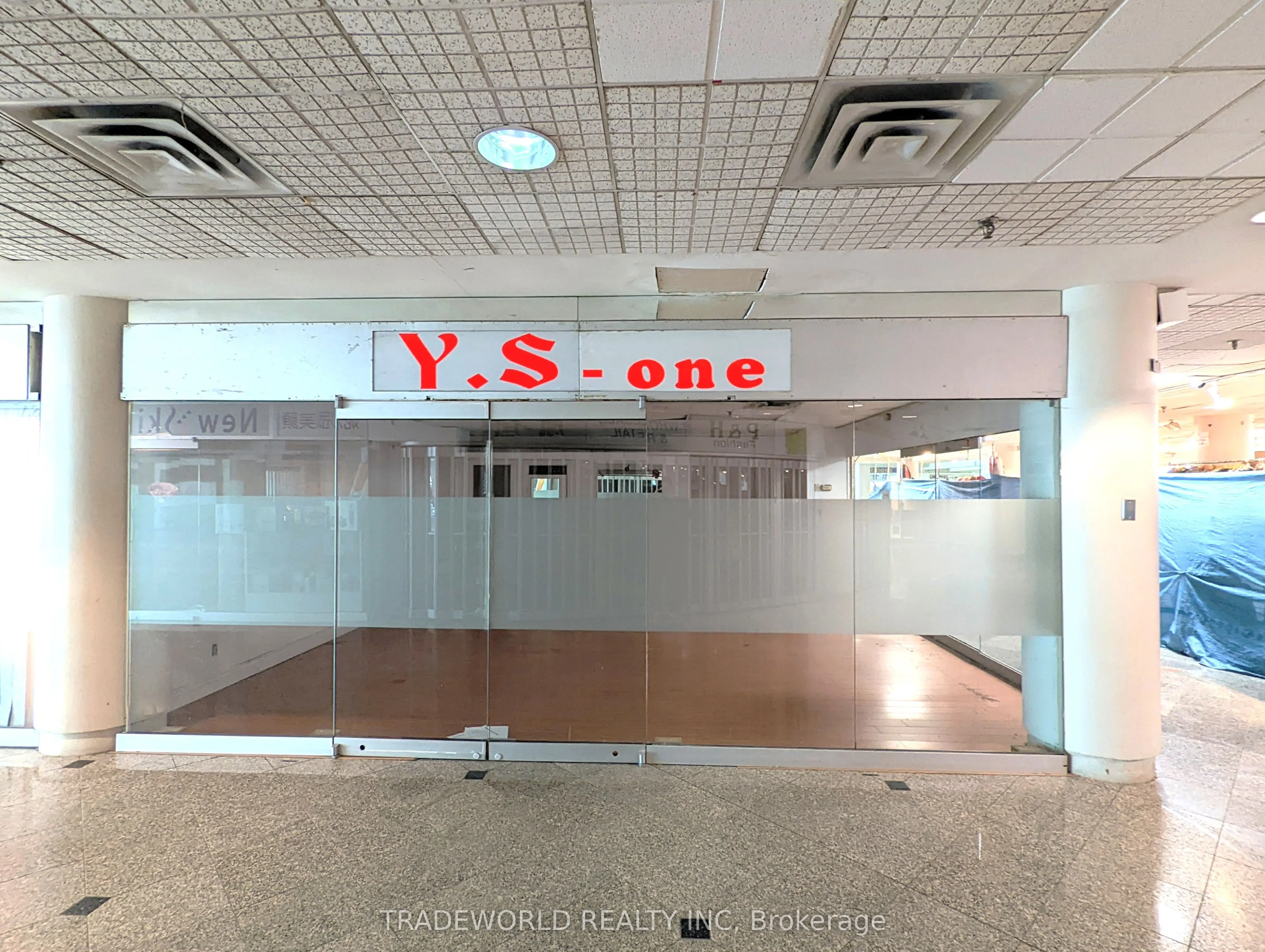 222 Spadina Avenue, #271