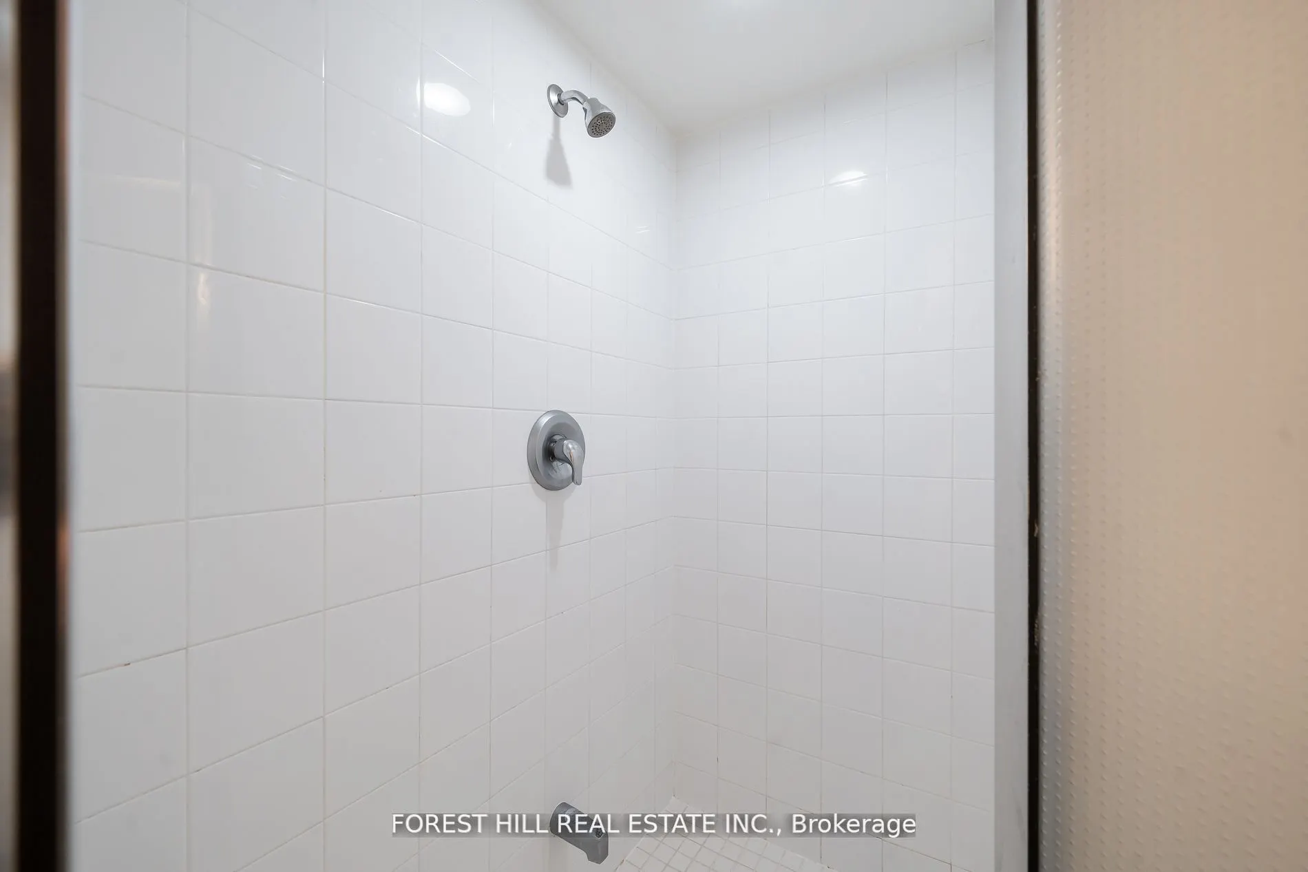 1055 Bay Street, #201