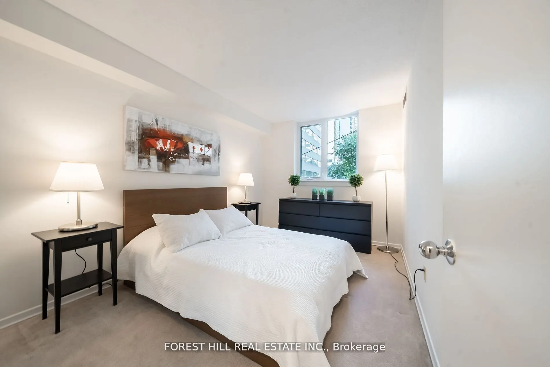 1055 Bay Street, #201