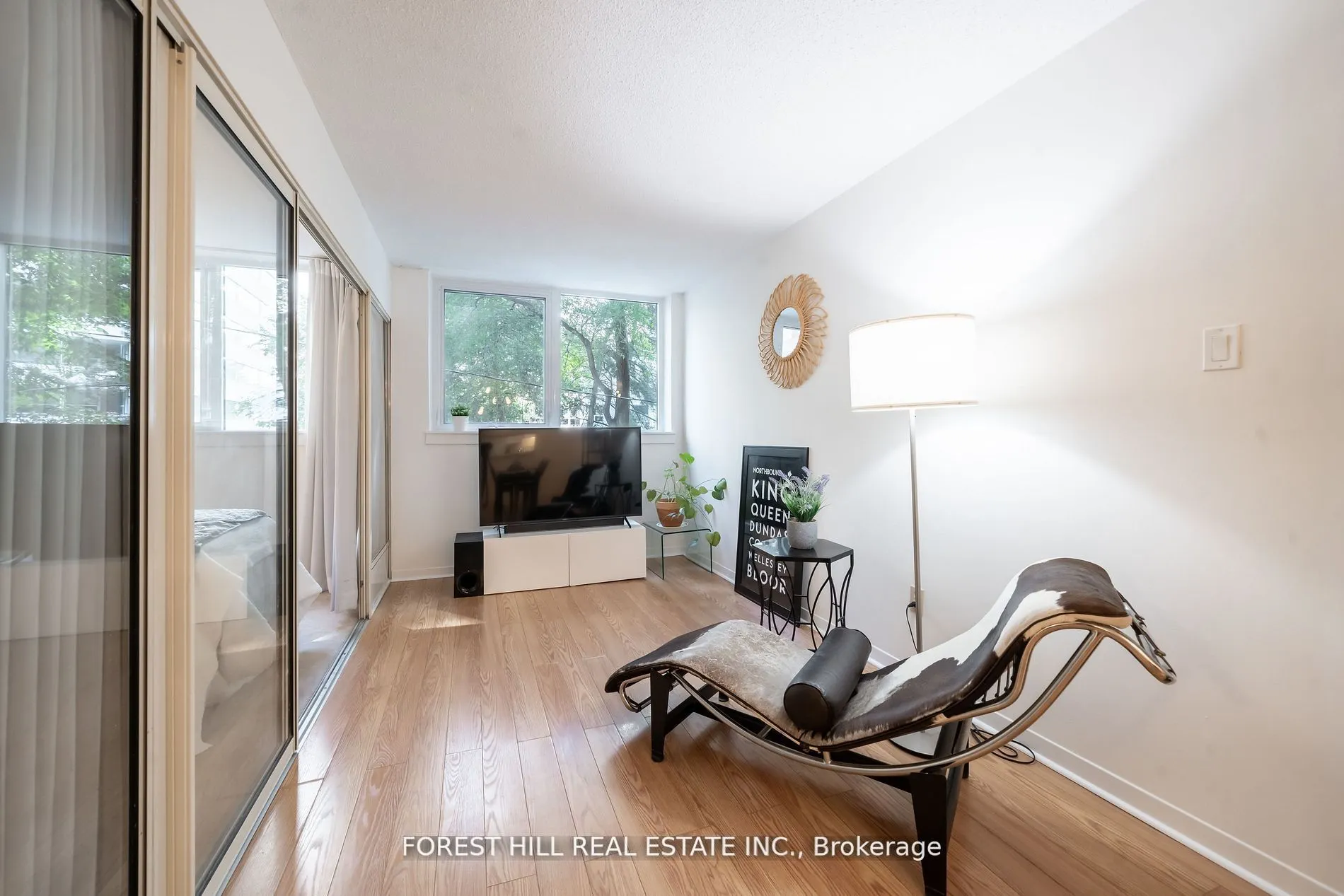 1055 Bay Street, #201