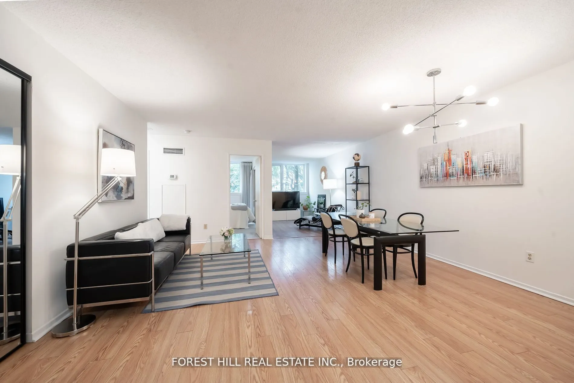 1055 Bay Street, #201