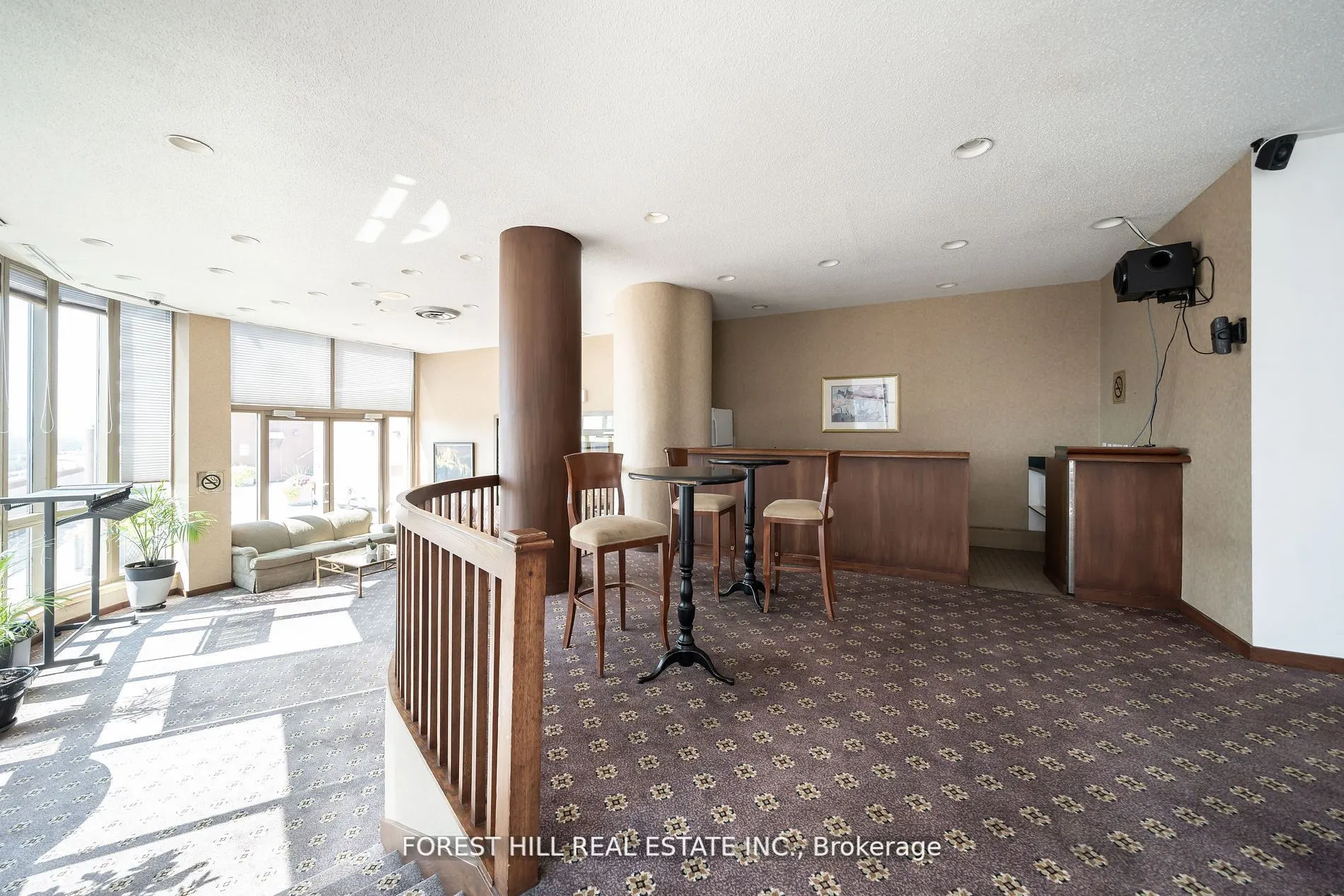 1055 Bay Street, #201