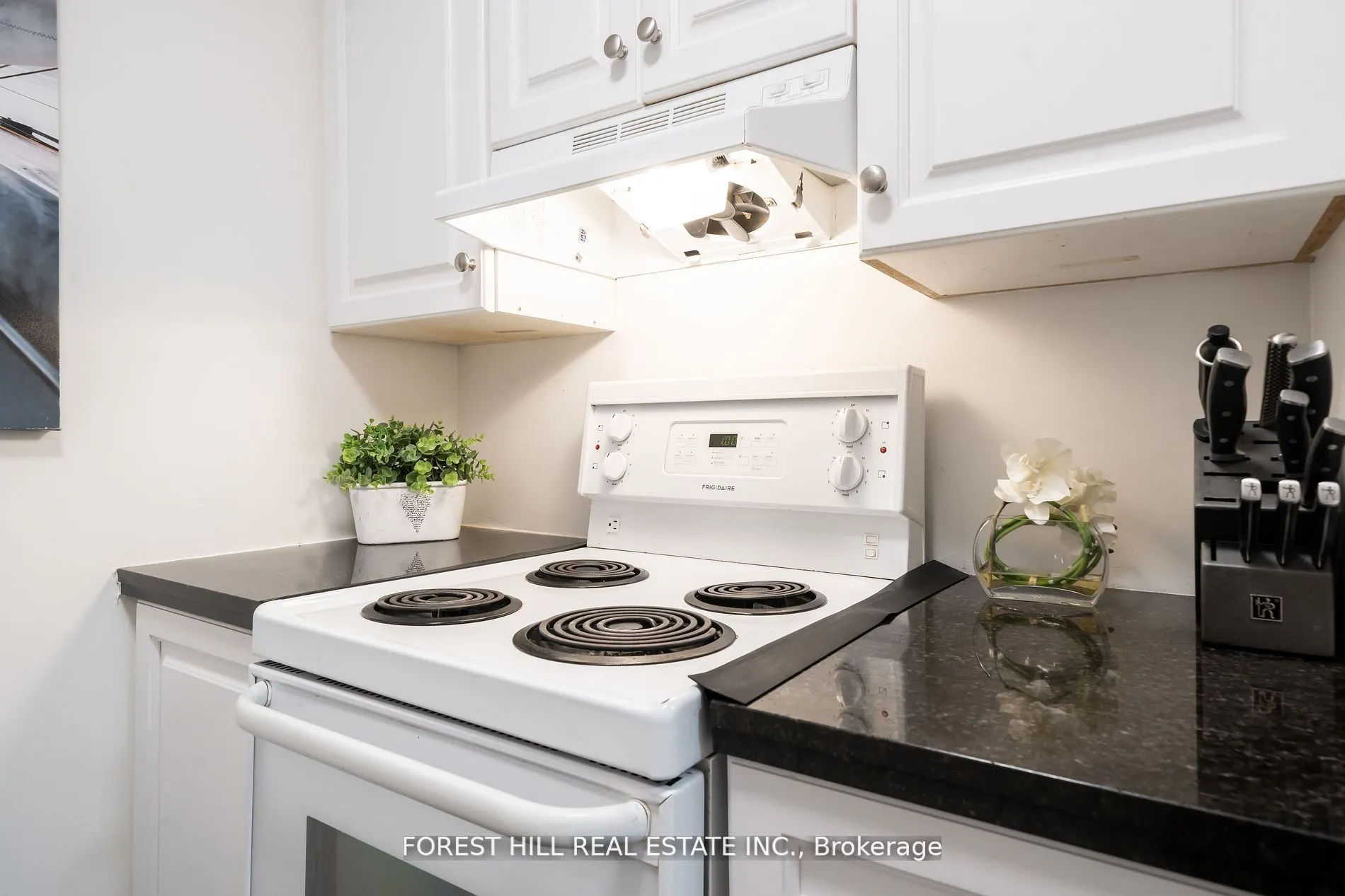 1055 Bay Street, #201