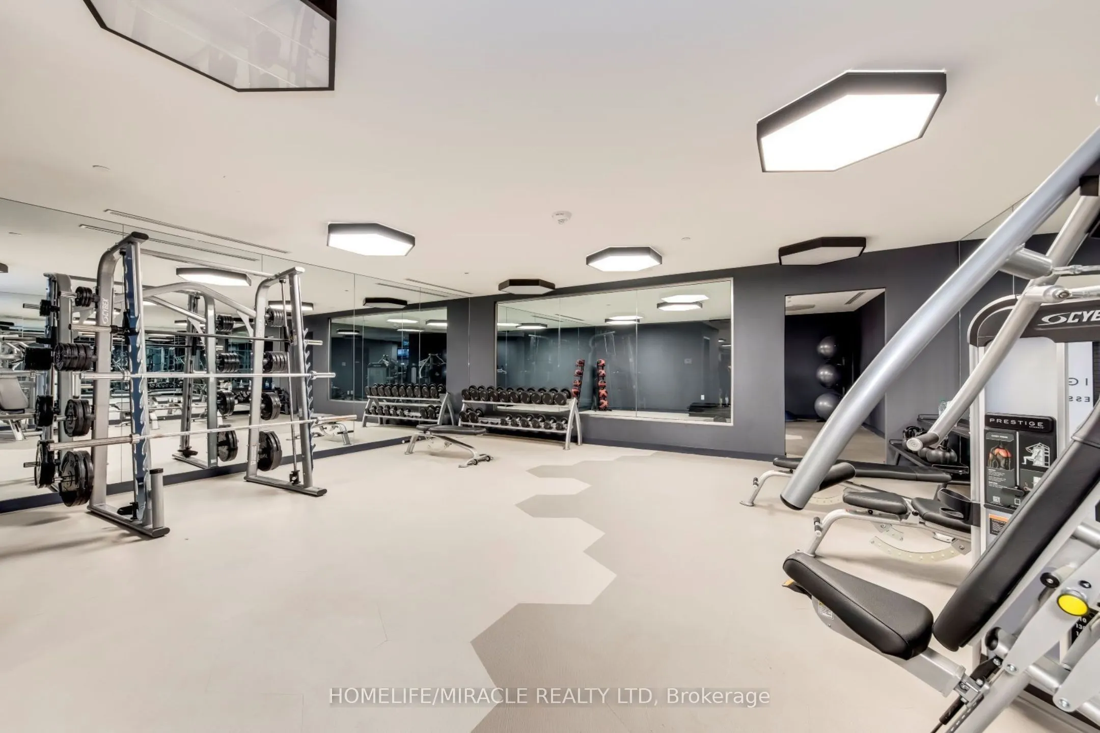 28 Freeland Street, #5307