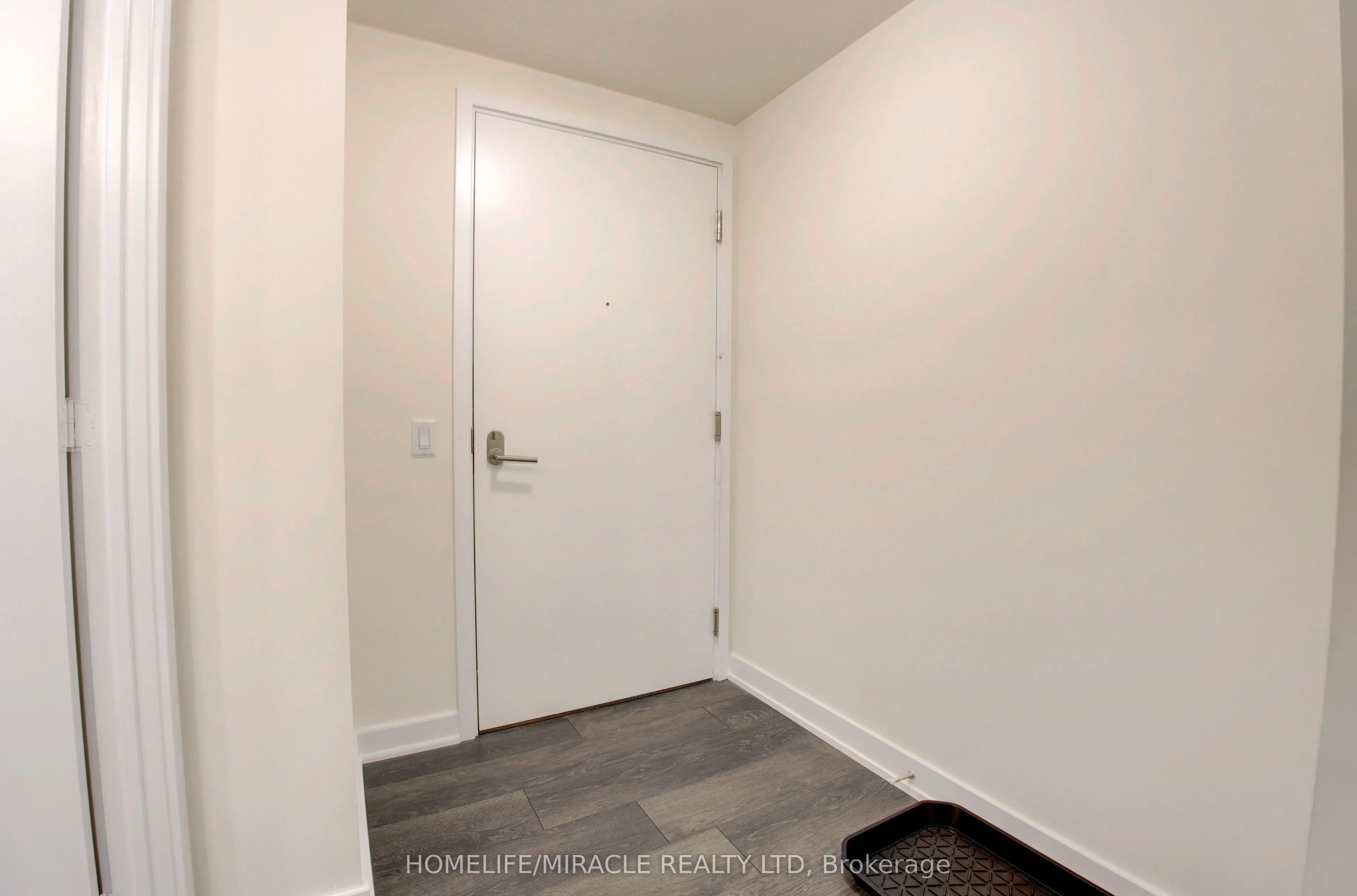 28 Freeland Street, #5307