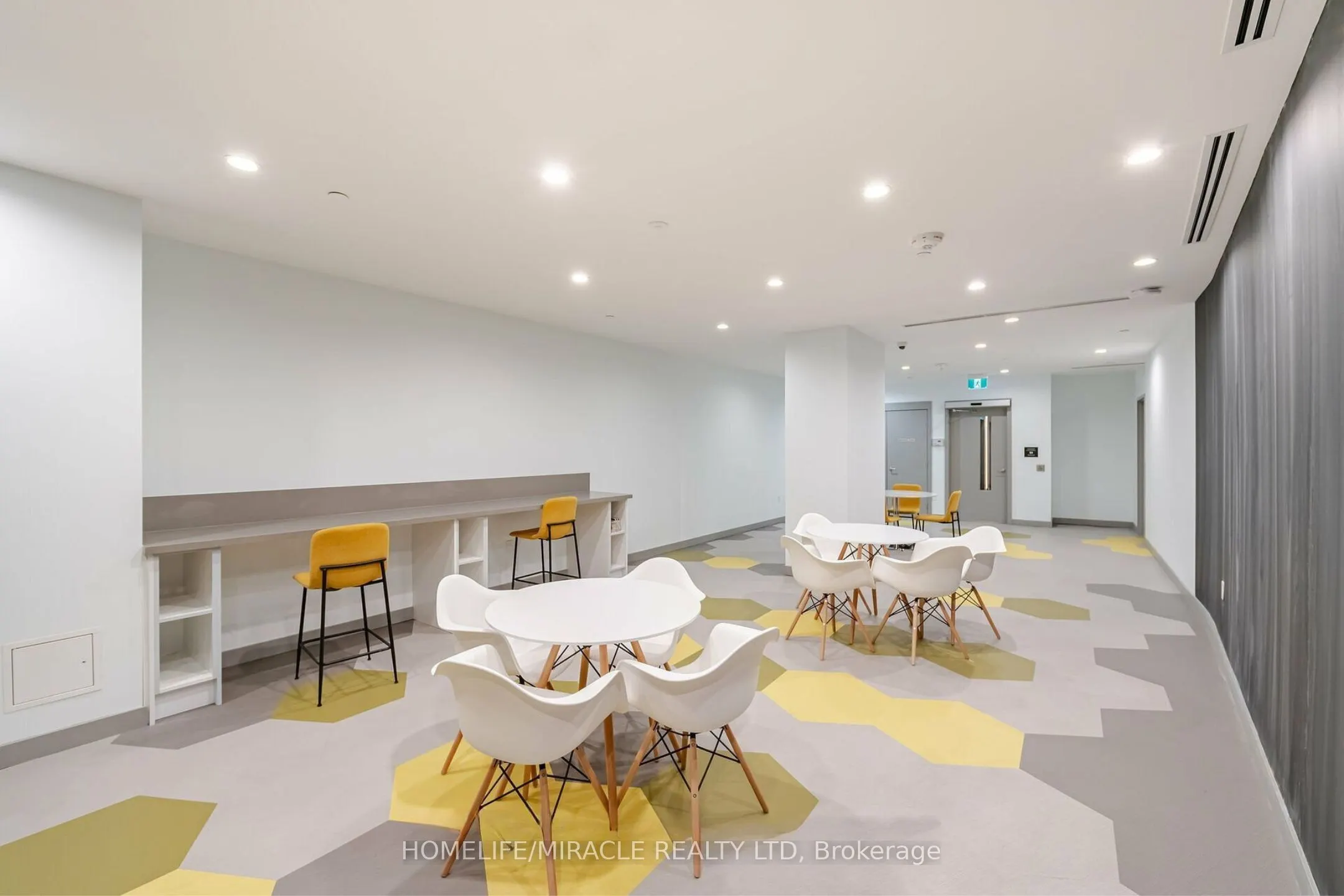 28 Freeland Street, #5307