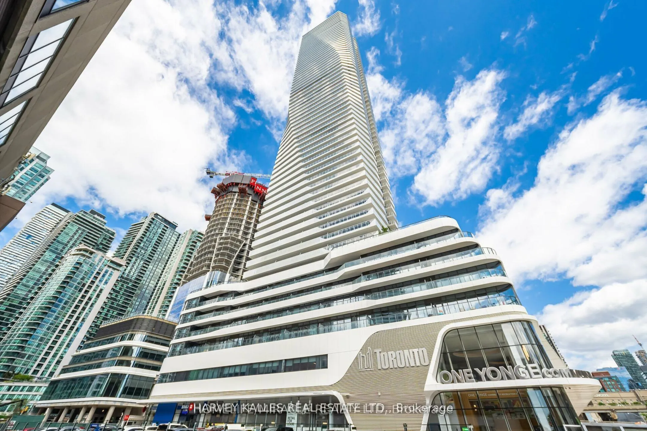 28 Freeland Street, #5307