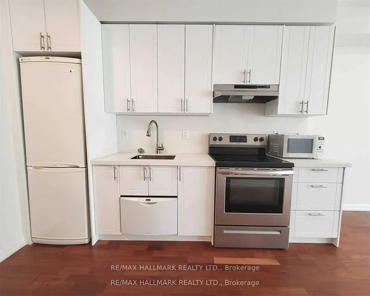 111 Elizabeth Street, #1115