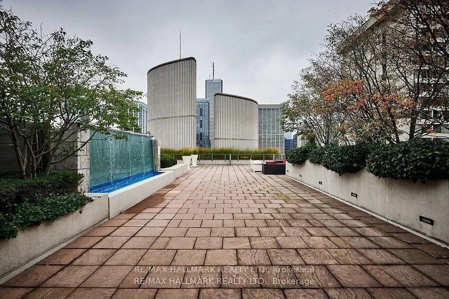 111 Elizabeth Street, #1115