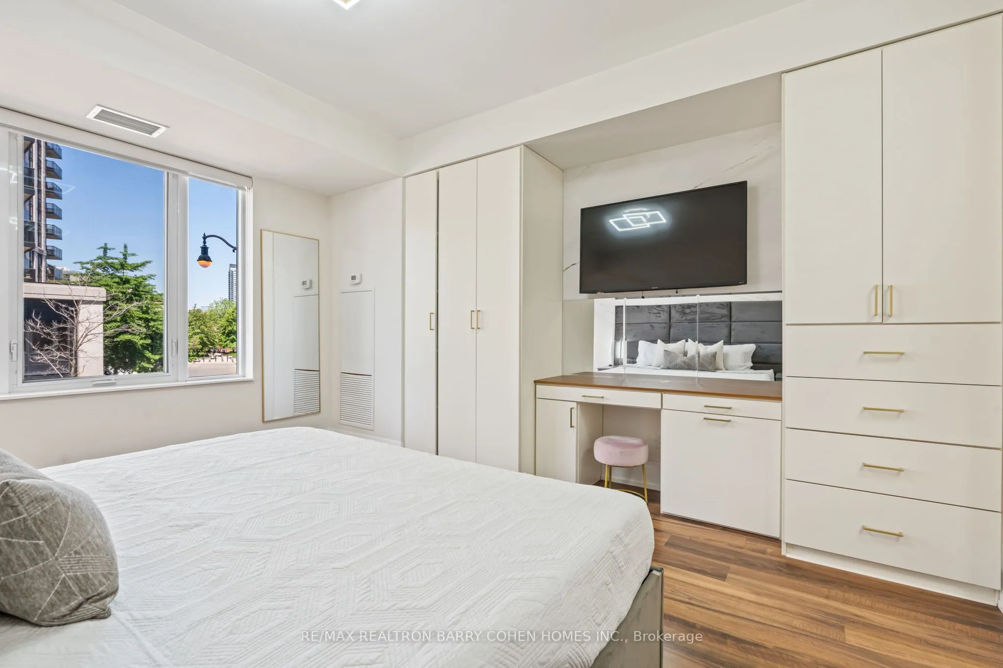 100 Harrison Garden Boulevard, #Gv106