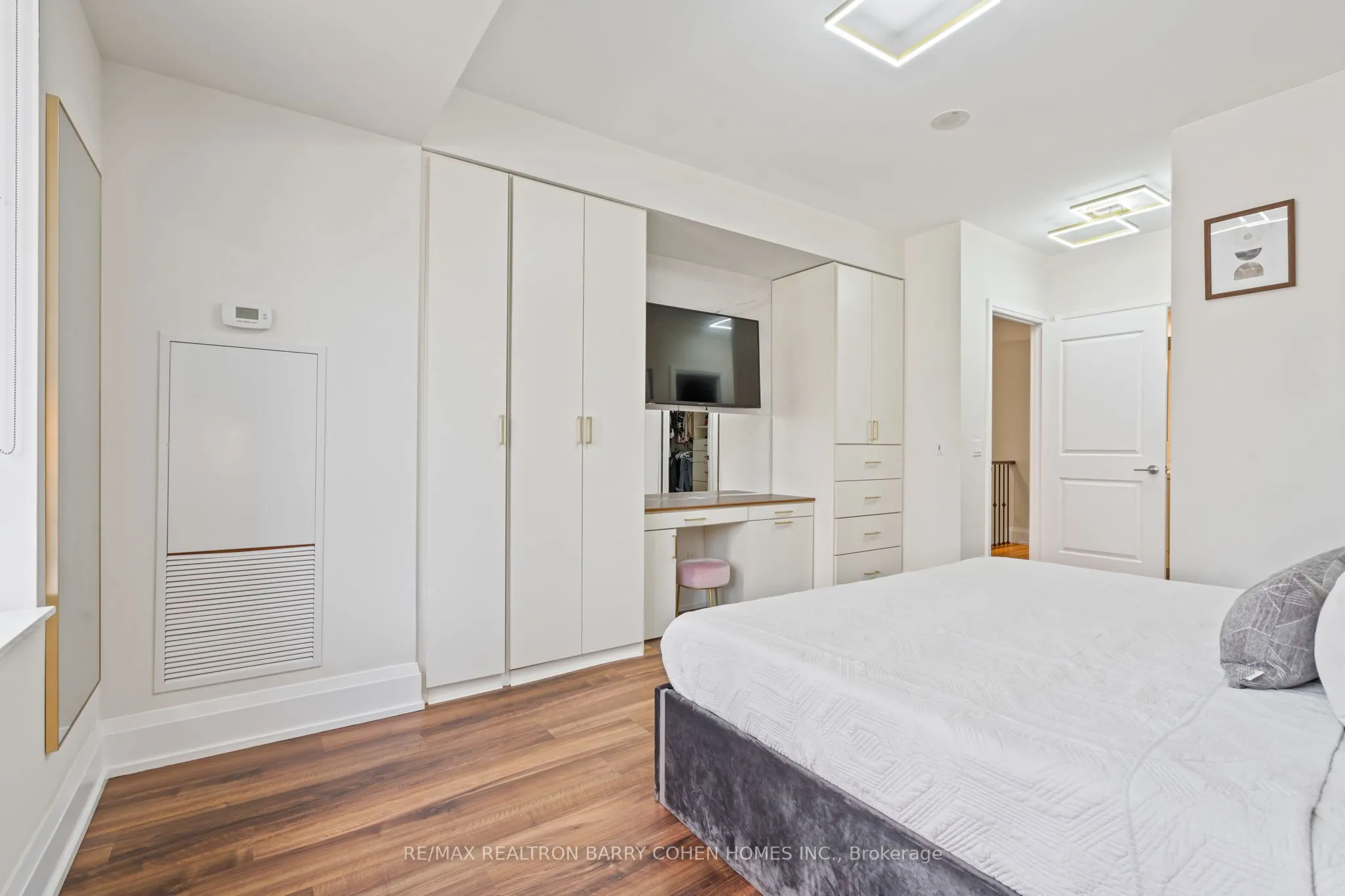 100 Harrison Garden Boulevard, #Gv106