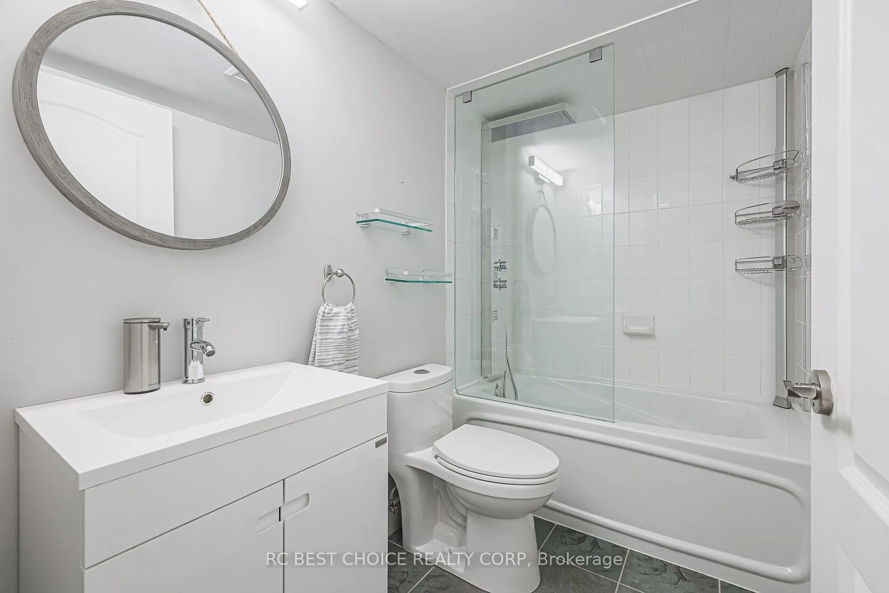 1103 Leslie Street, #504