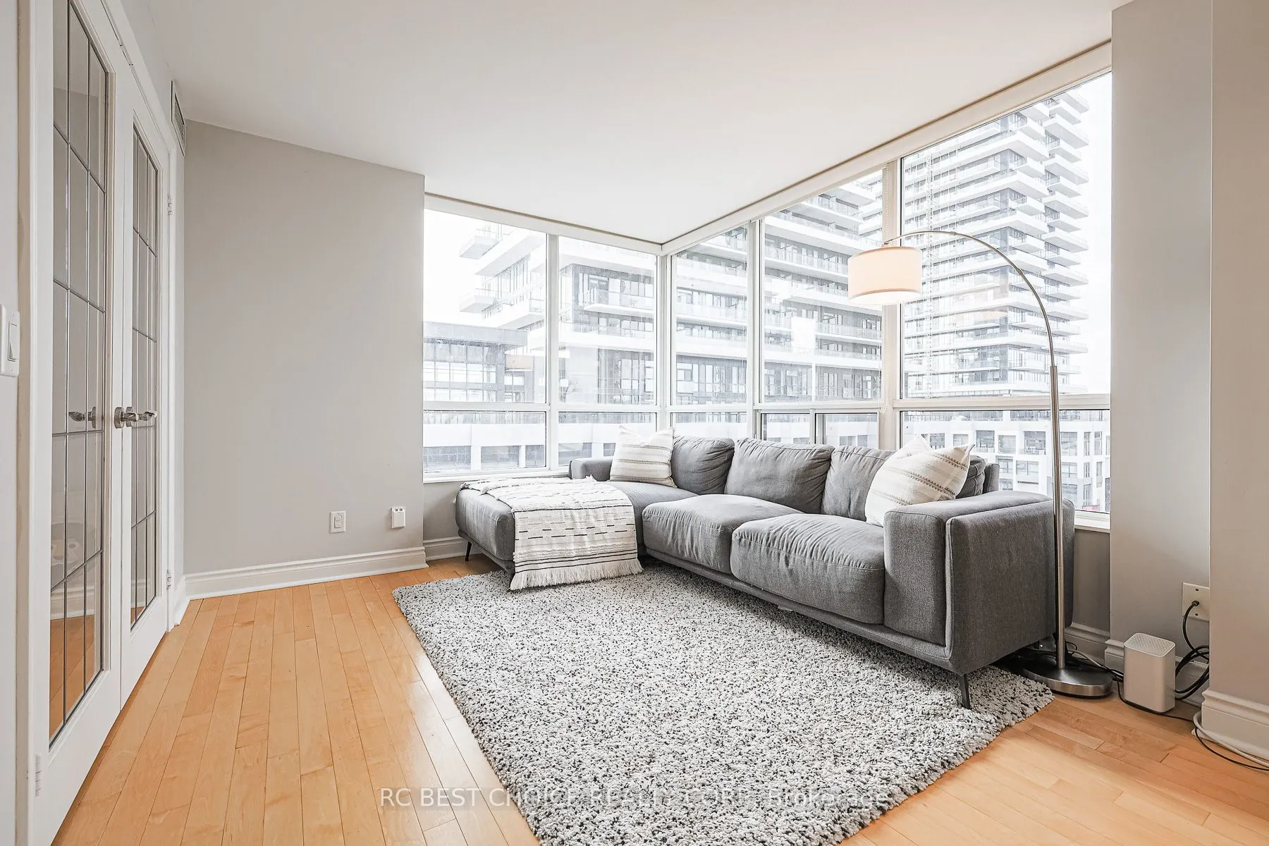 1103 Leslie Street, #504