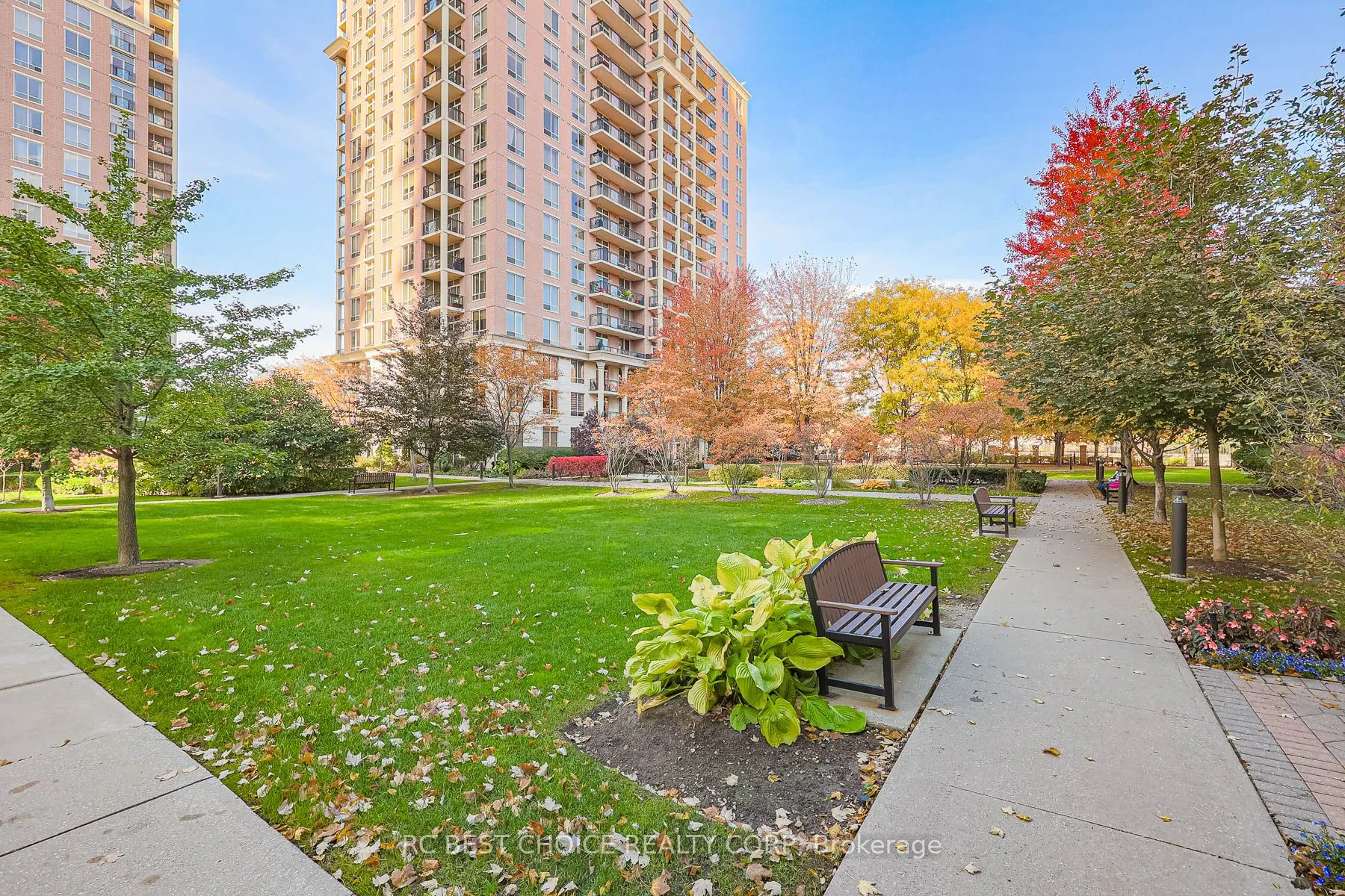 1103 Leslie Street, #504