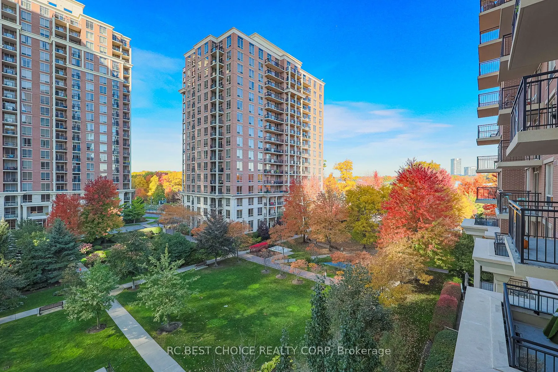 1103 Leslie Street, #504