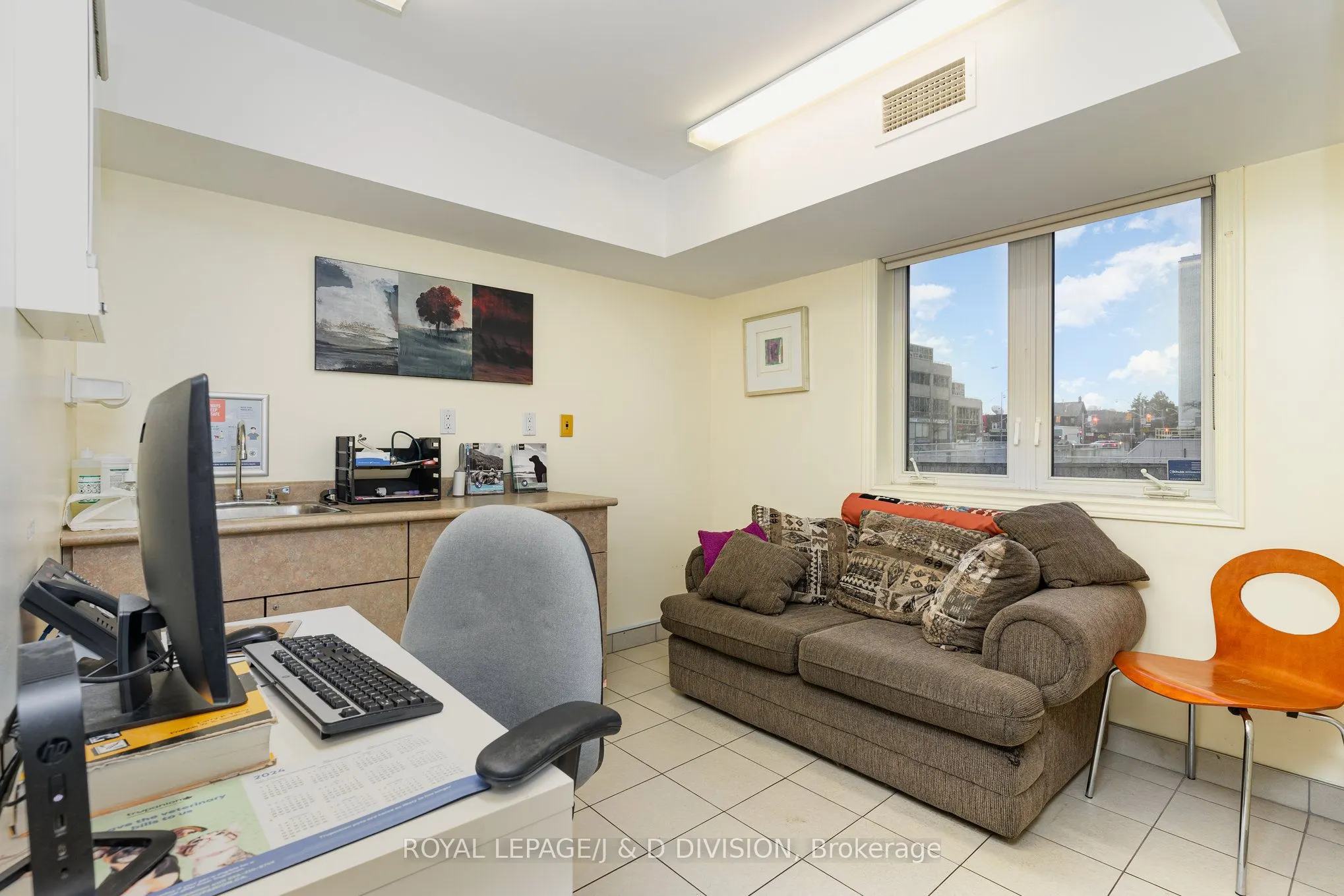 29 Chaplin Crescent