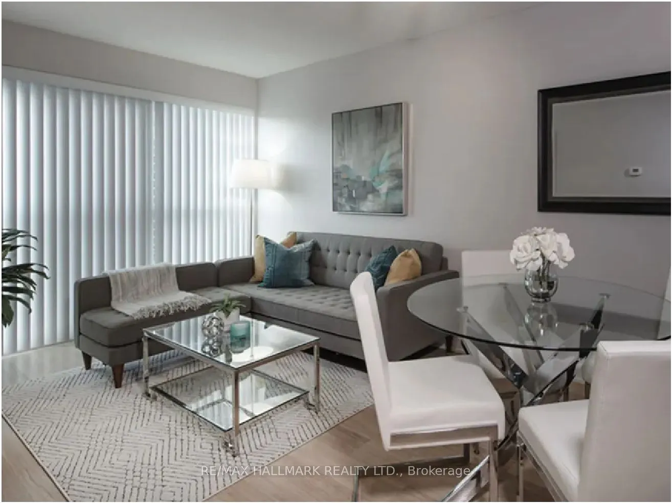 570 Bay Street, #2111