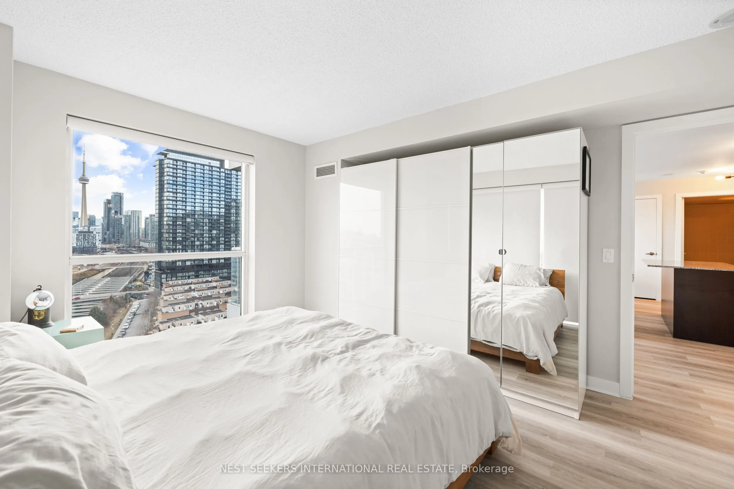 80 Western Battery Road, #1506