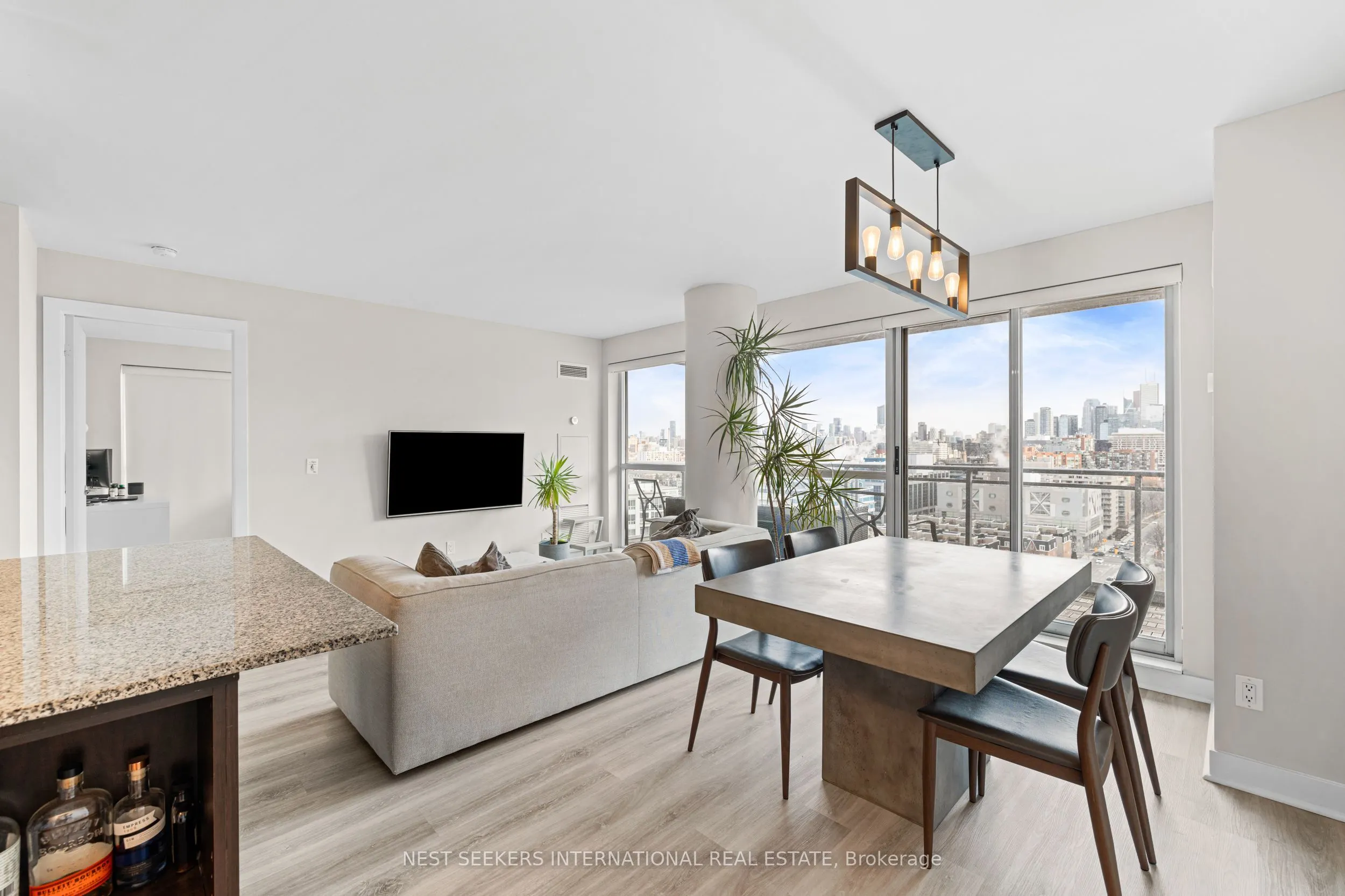 80 Western Battery Road, #1506