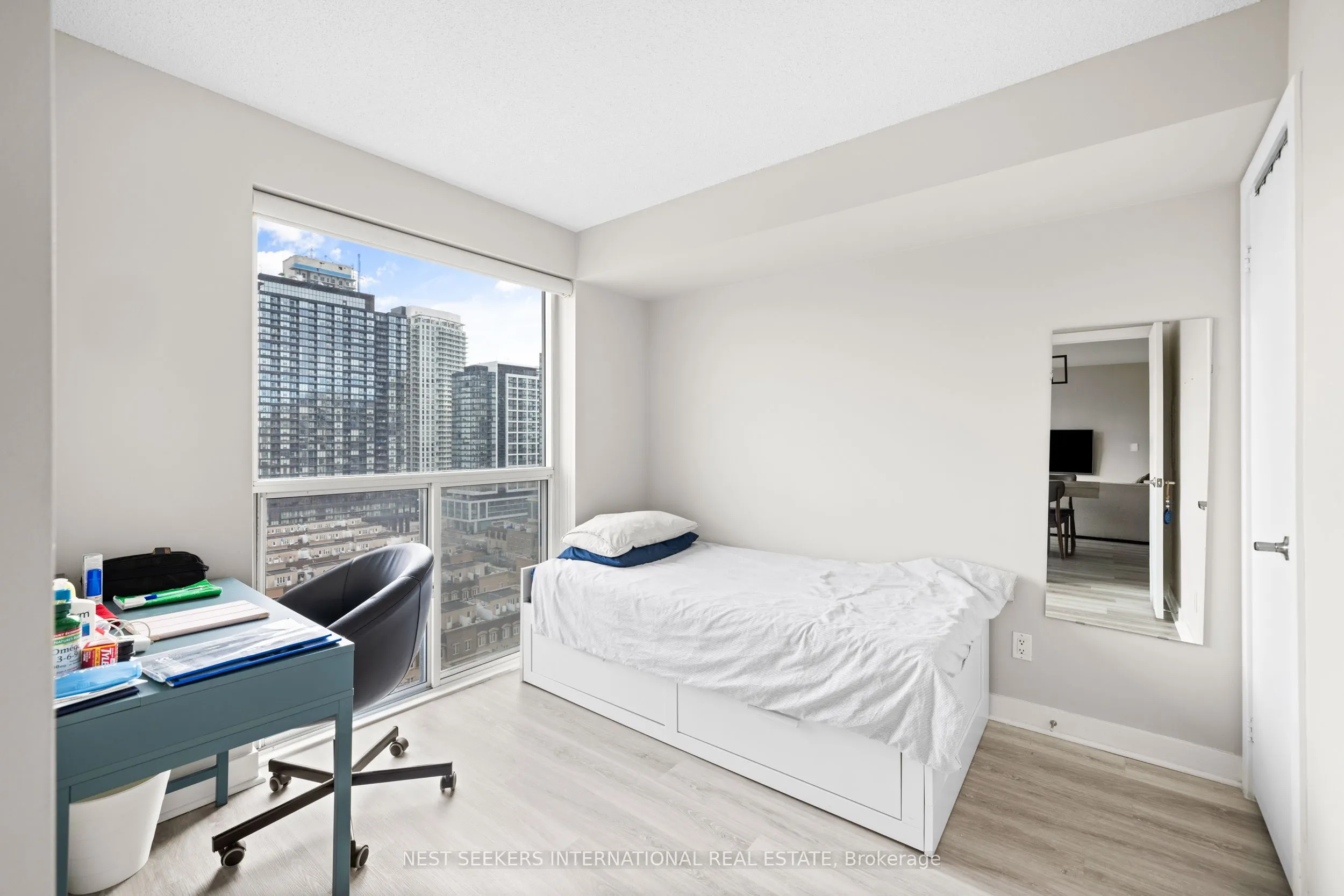 80 Western Battery Road, #1506