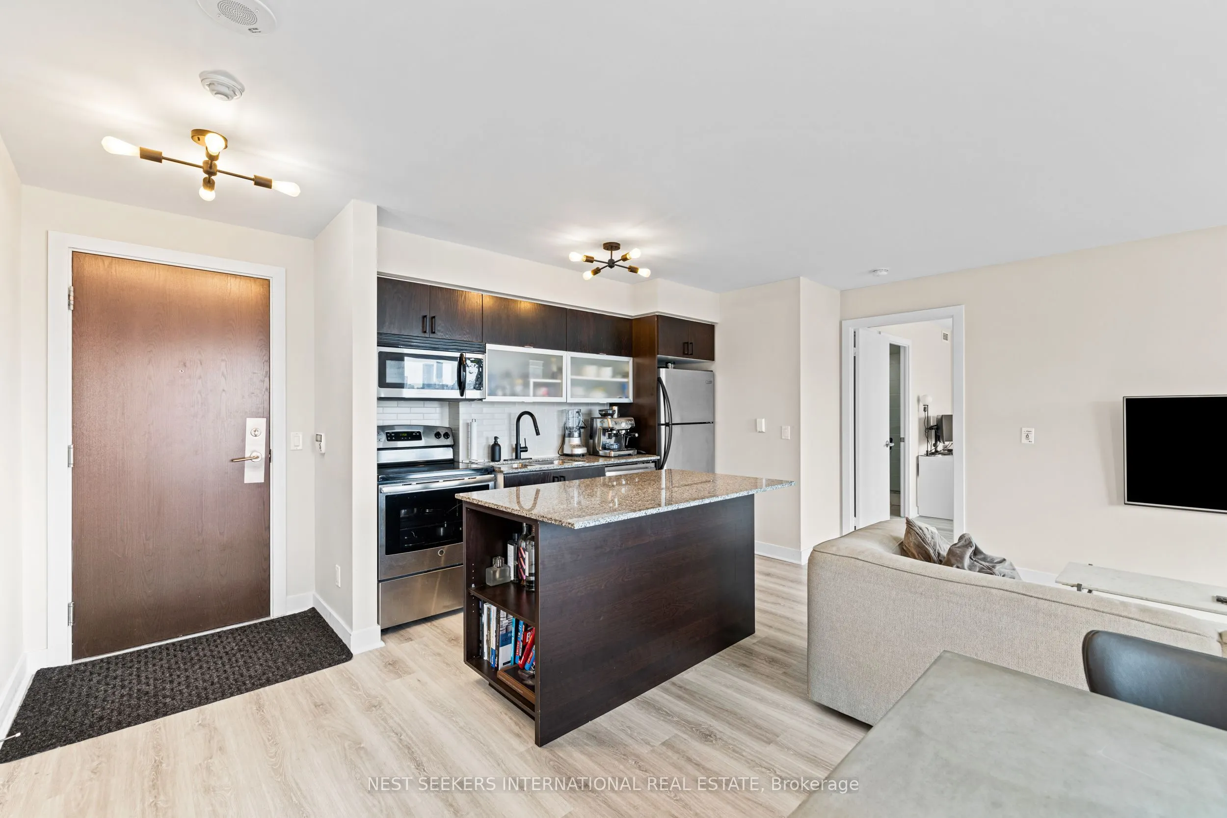 80 Western Battery Road, #1506