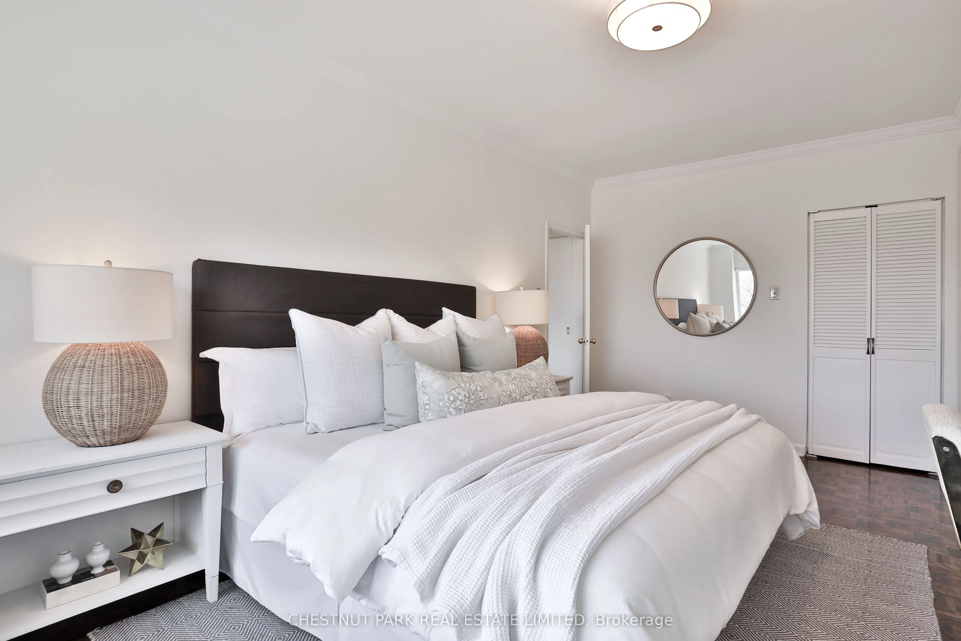21 Dale Avenue #845