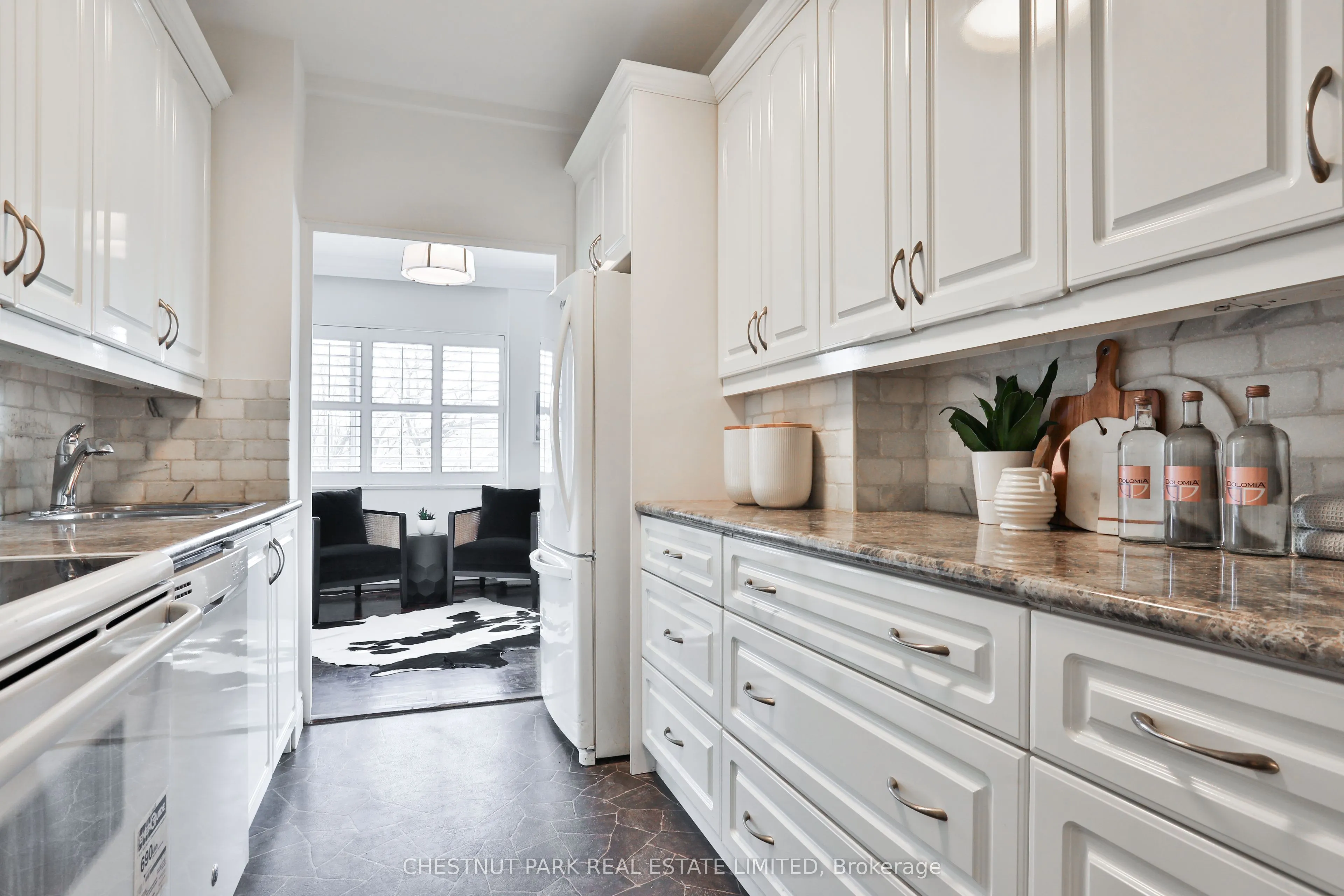 21 Dale Avenue #845