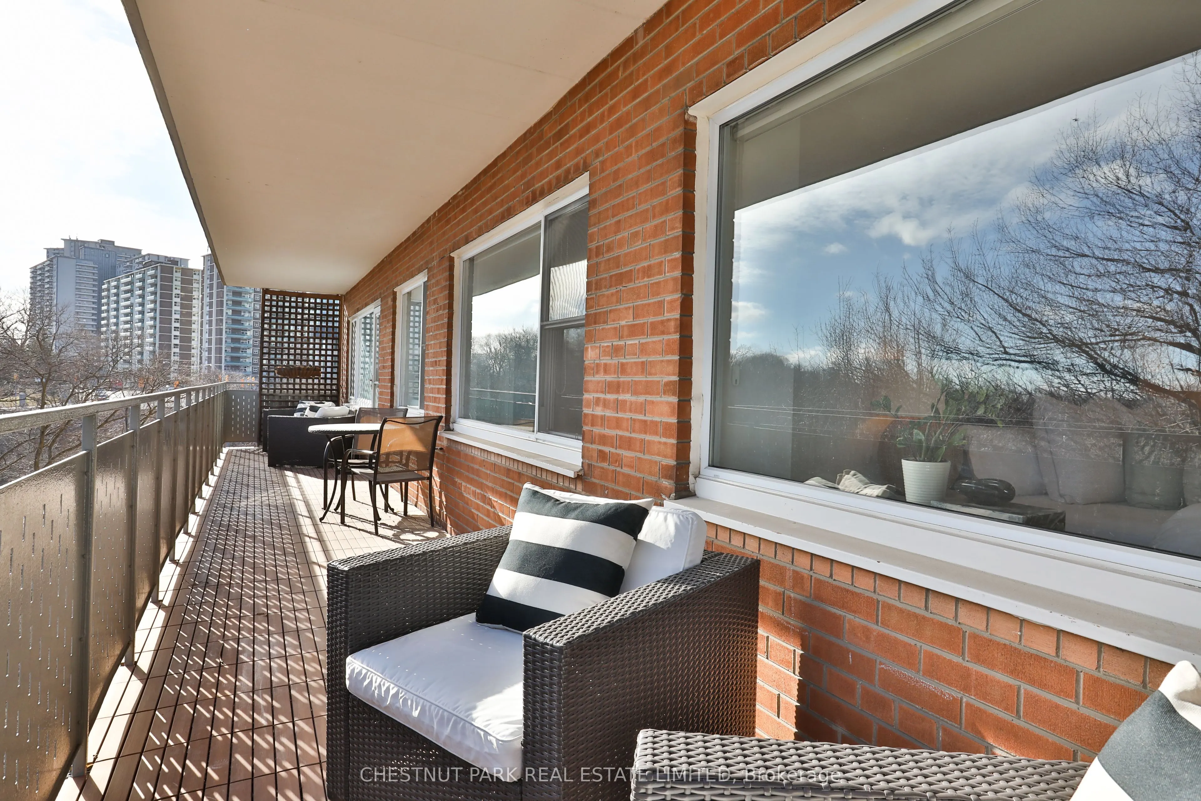21 Dale Avenue #845