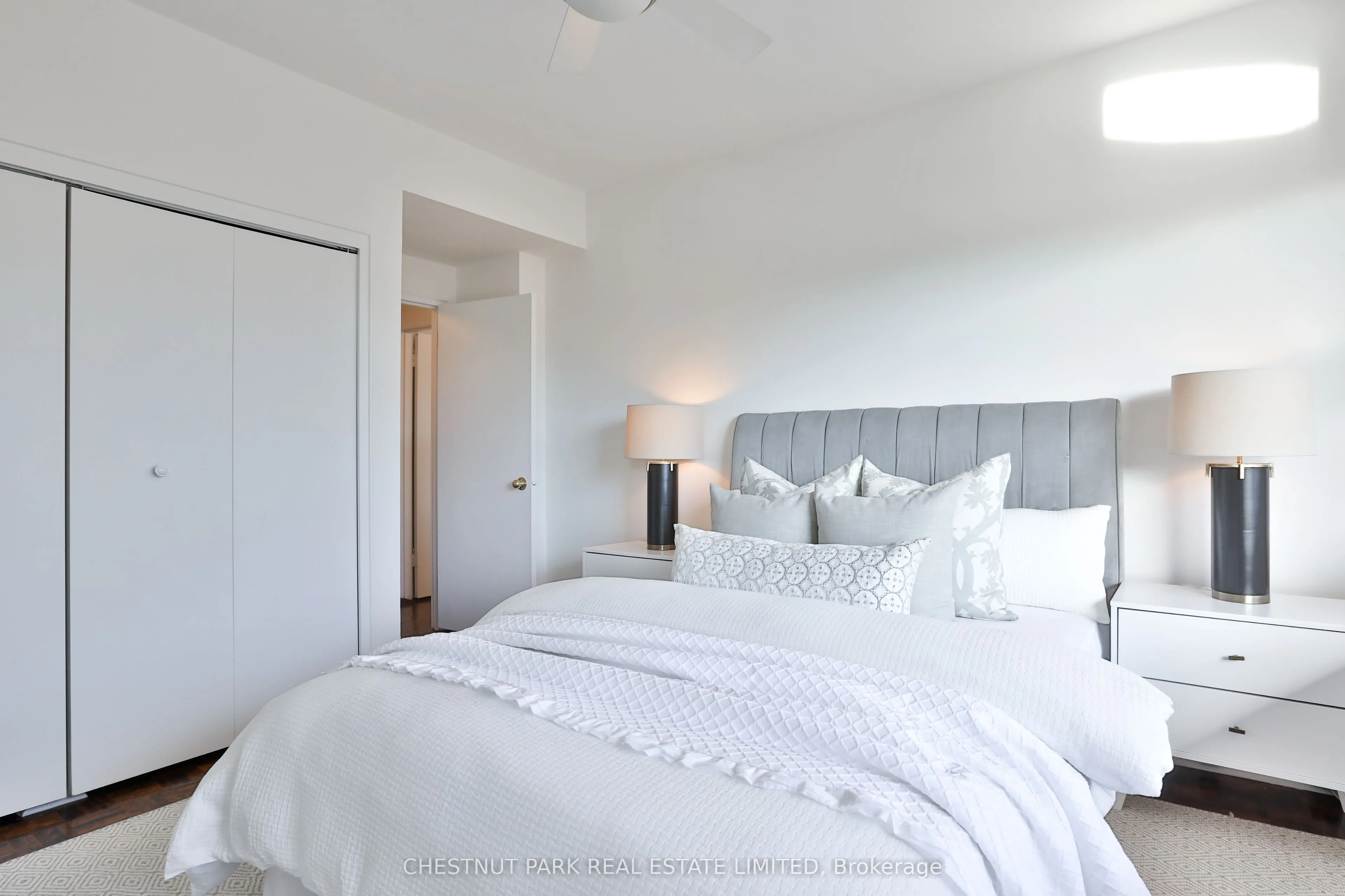 21 Dale Avenue #845