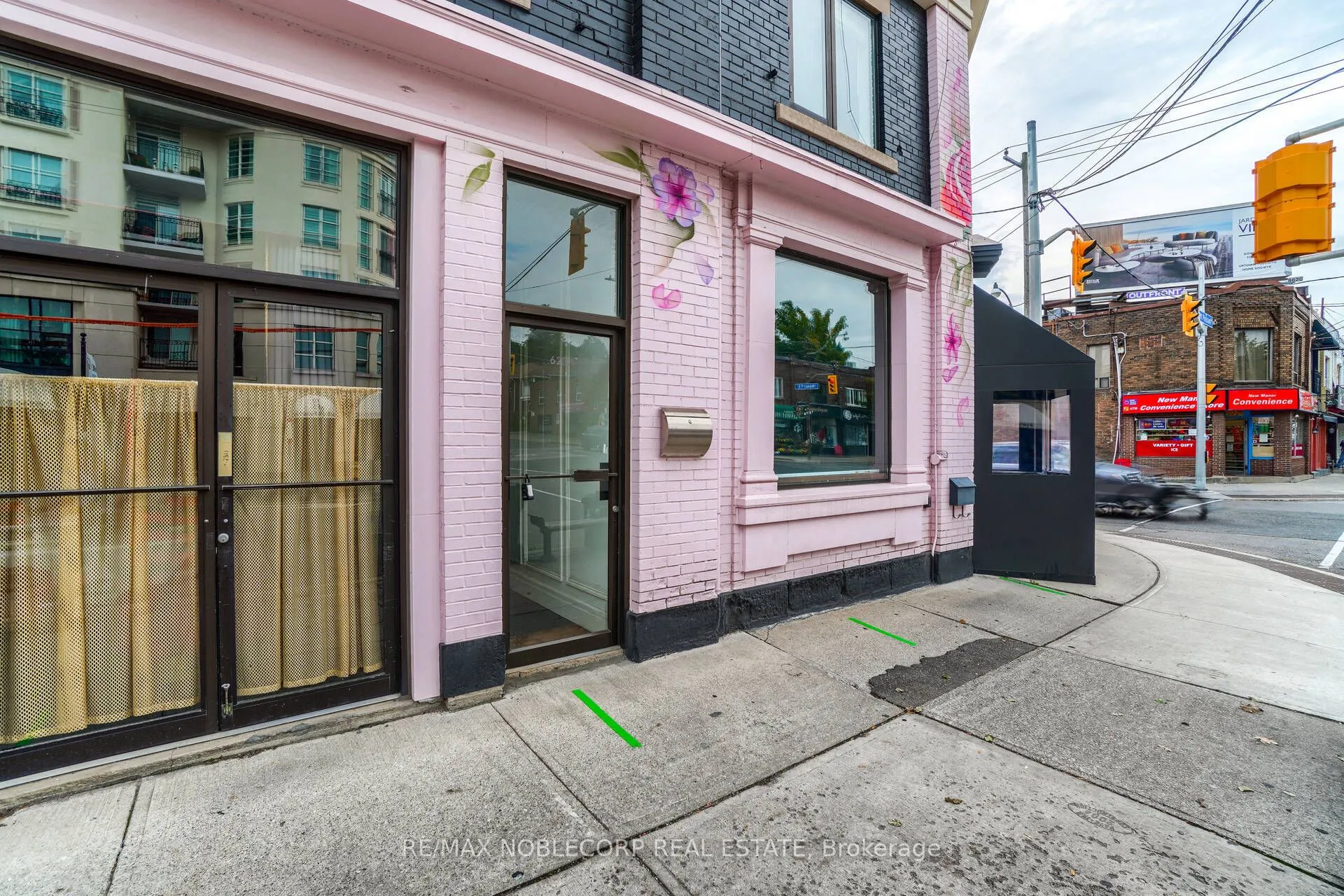 623 Mount Pleasant Road, #Upper A