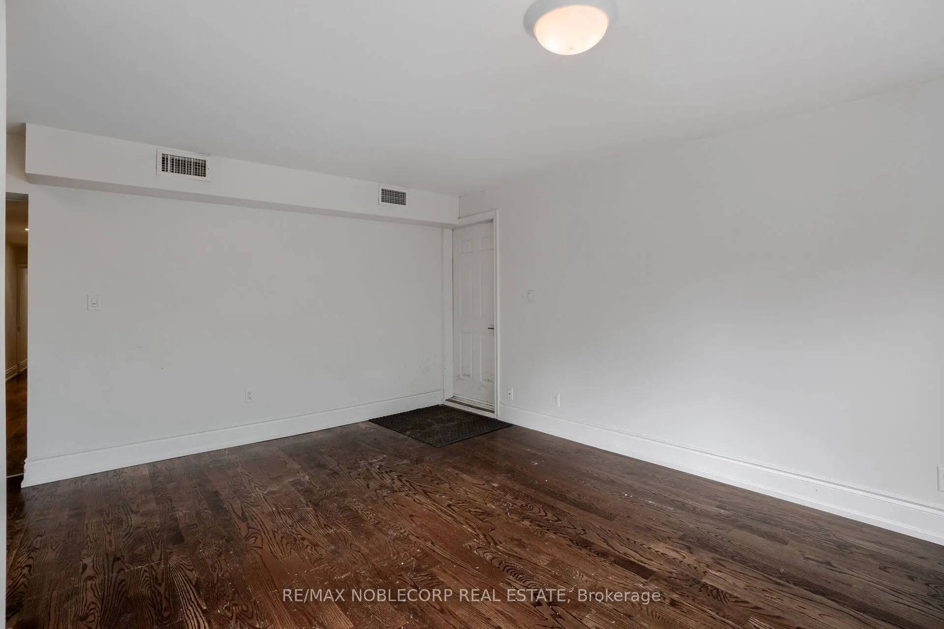623 Mount Pleasant Road, #Upper A