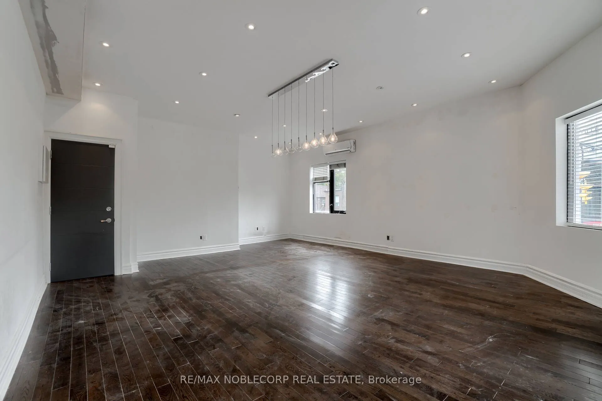 623 Mount Pleasant Road, #Upper A