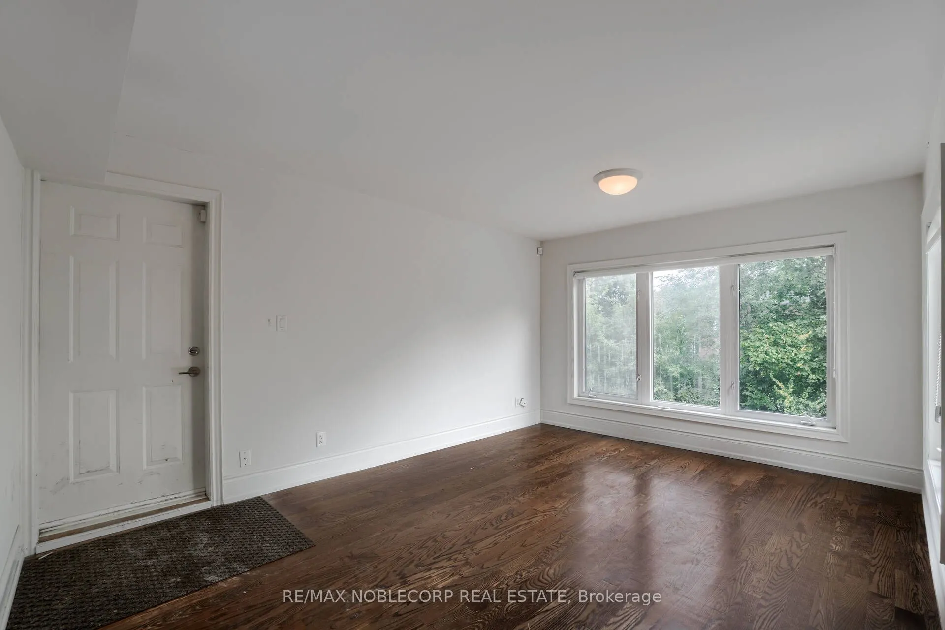 623 Mount Pleasant Road, #Upper A