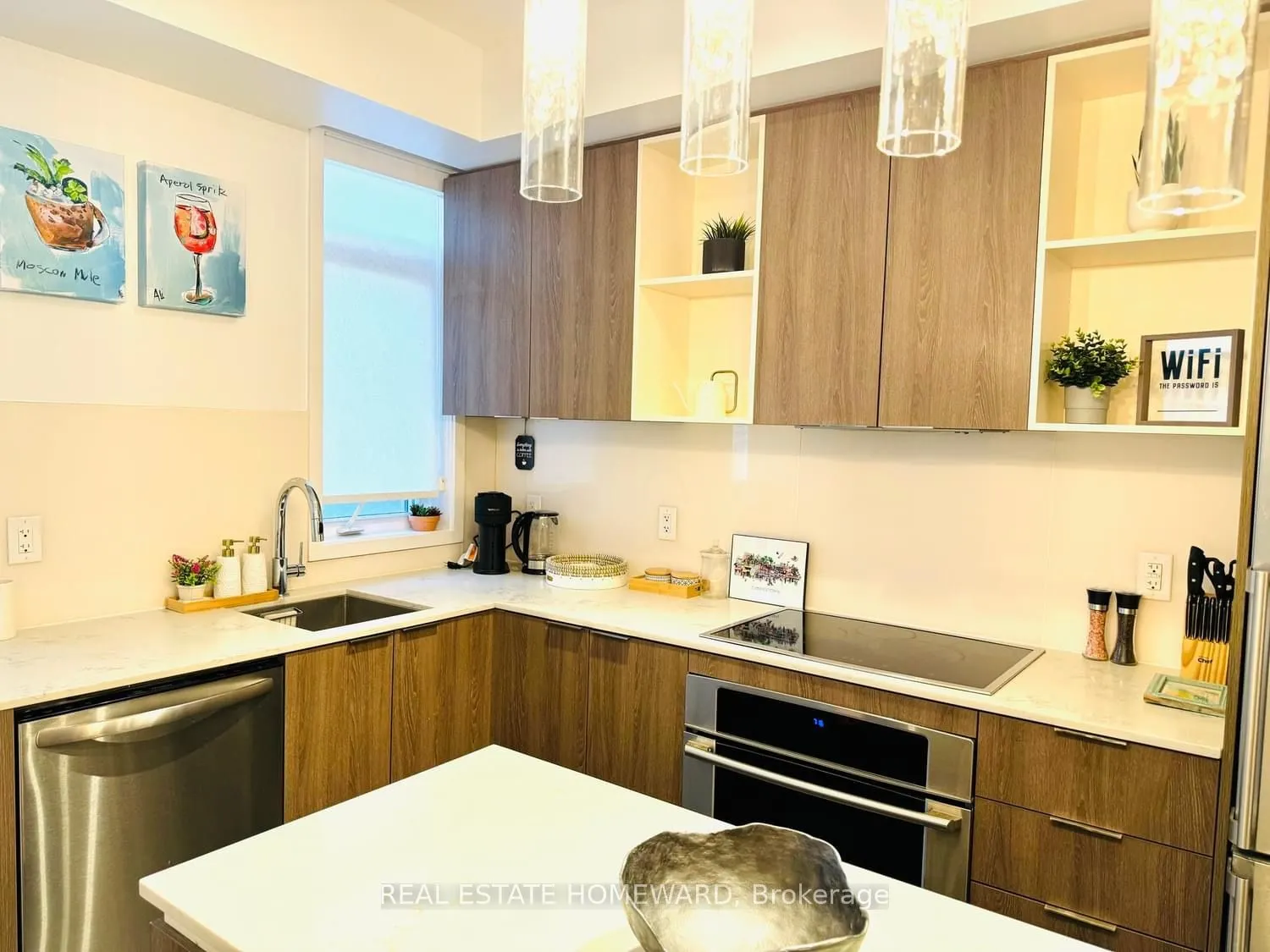 17 St. Bartholomew Street, #17