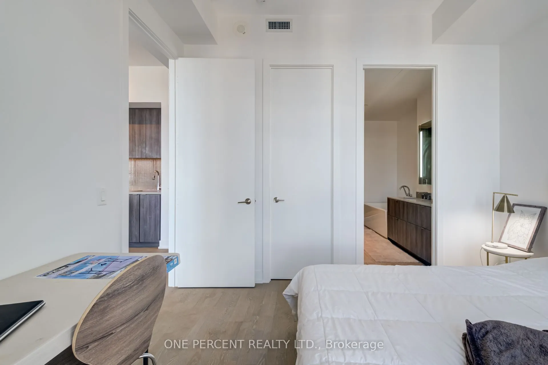 7 Grenville Street, #6108