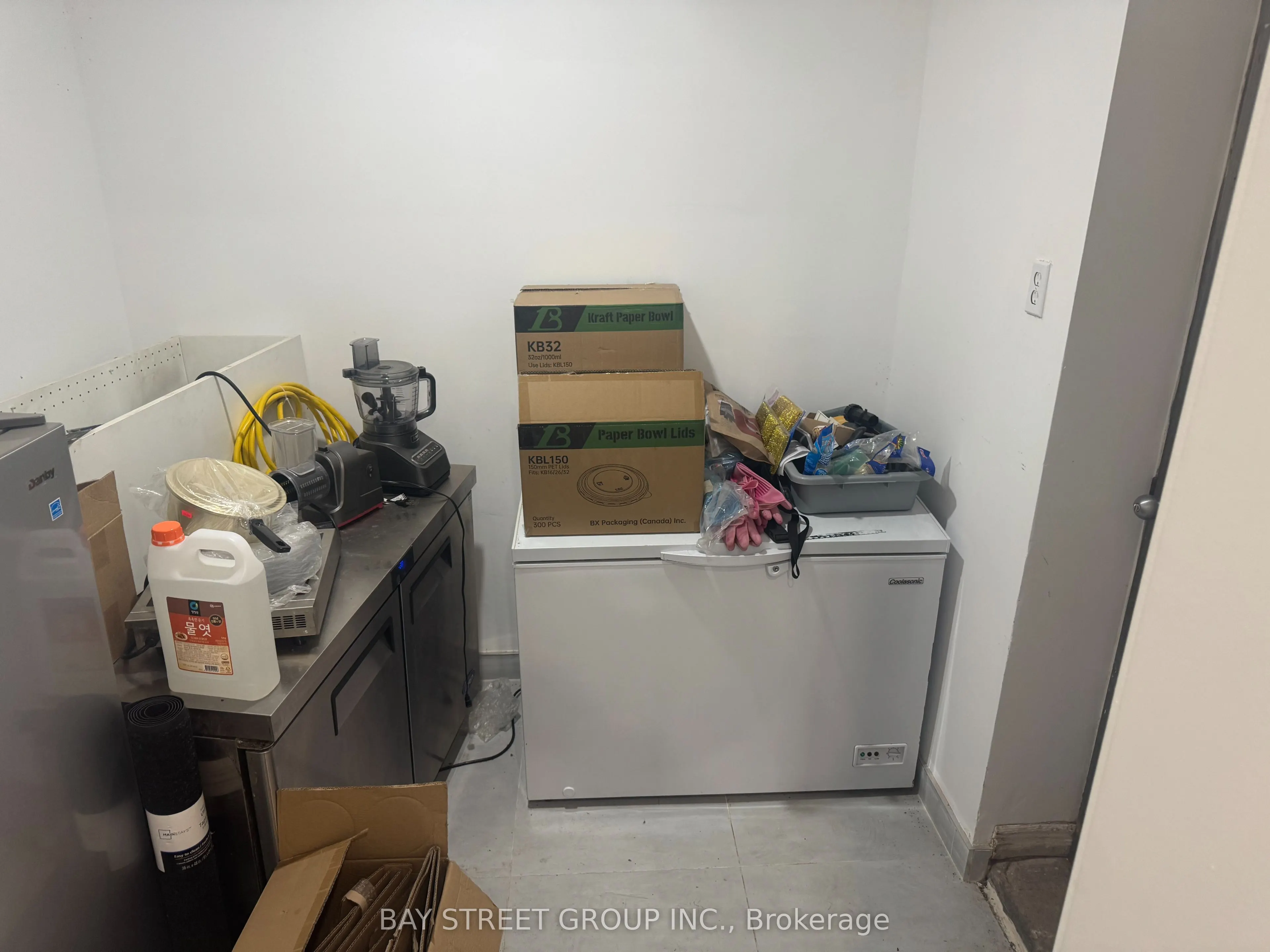 654 Spadina Avenue