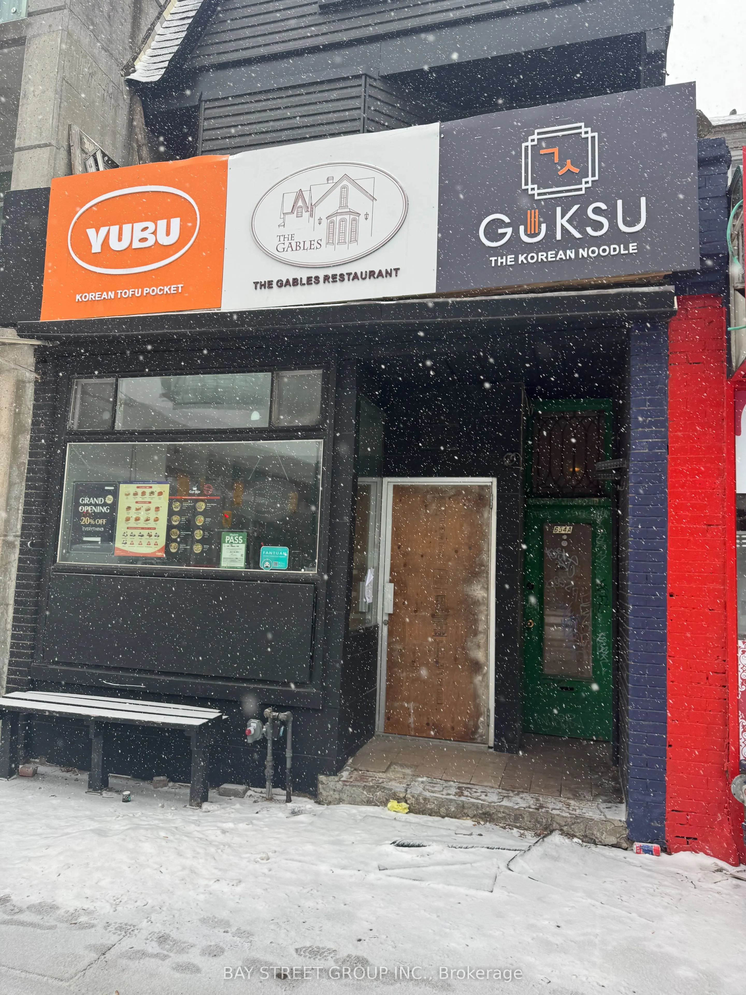 654 Spadina Avenue