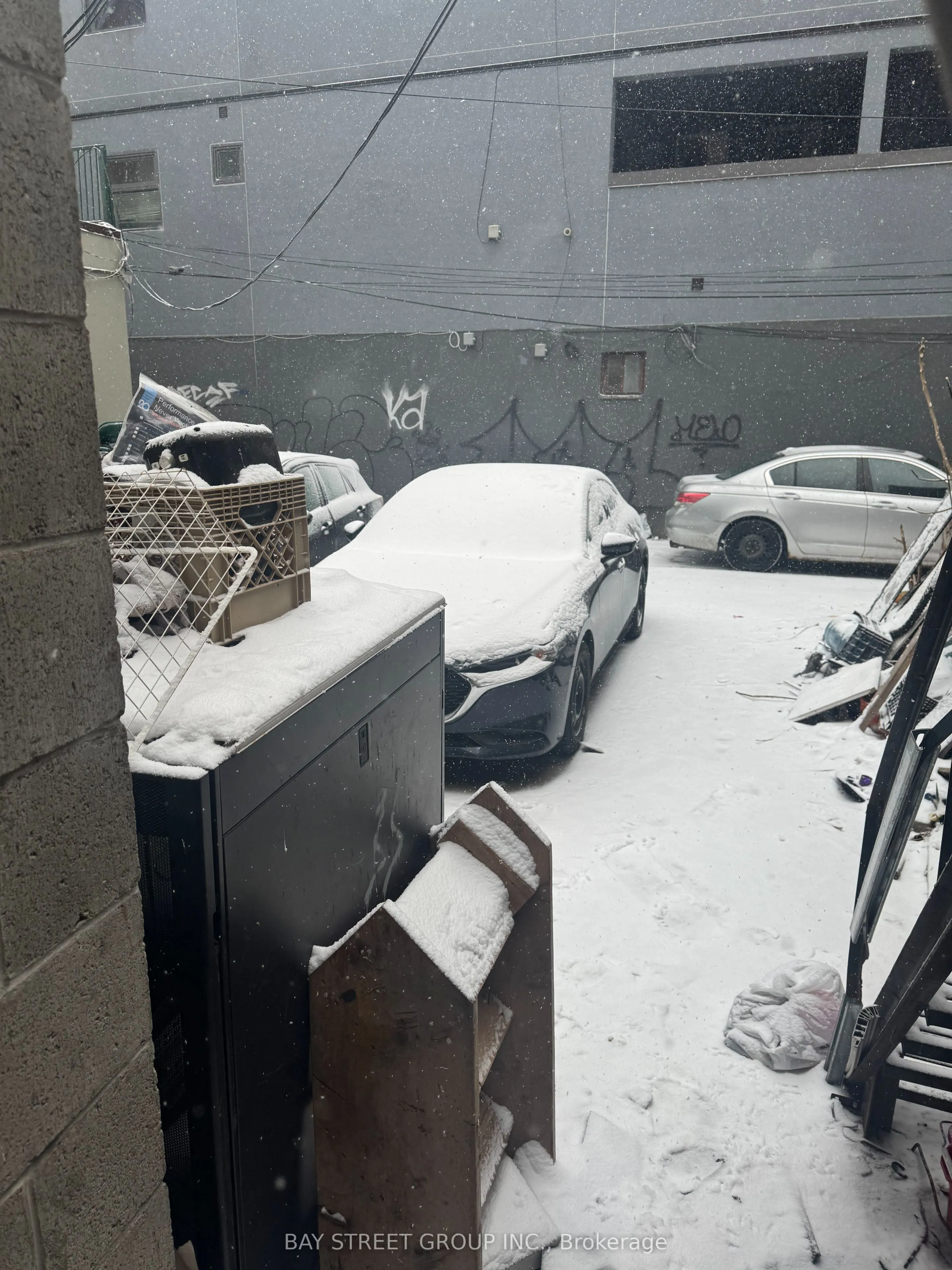 654 Spadina Avenue