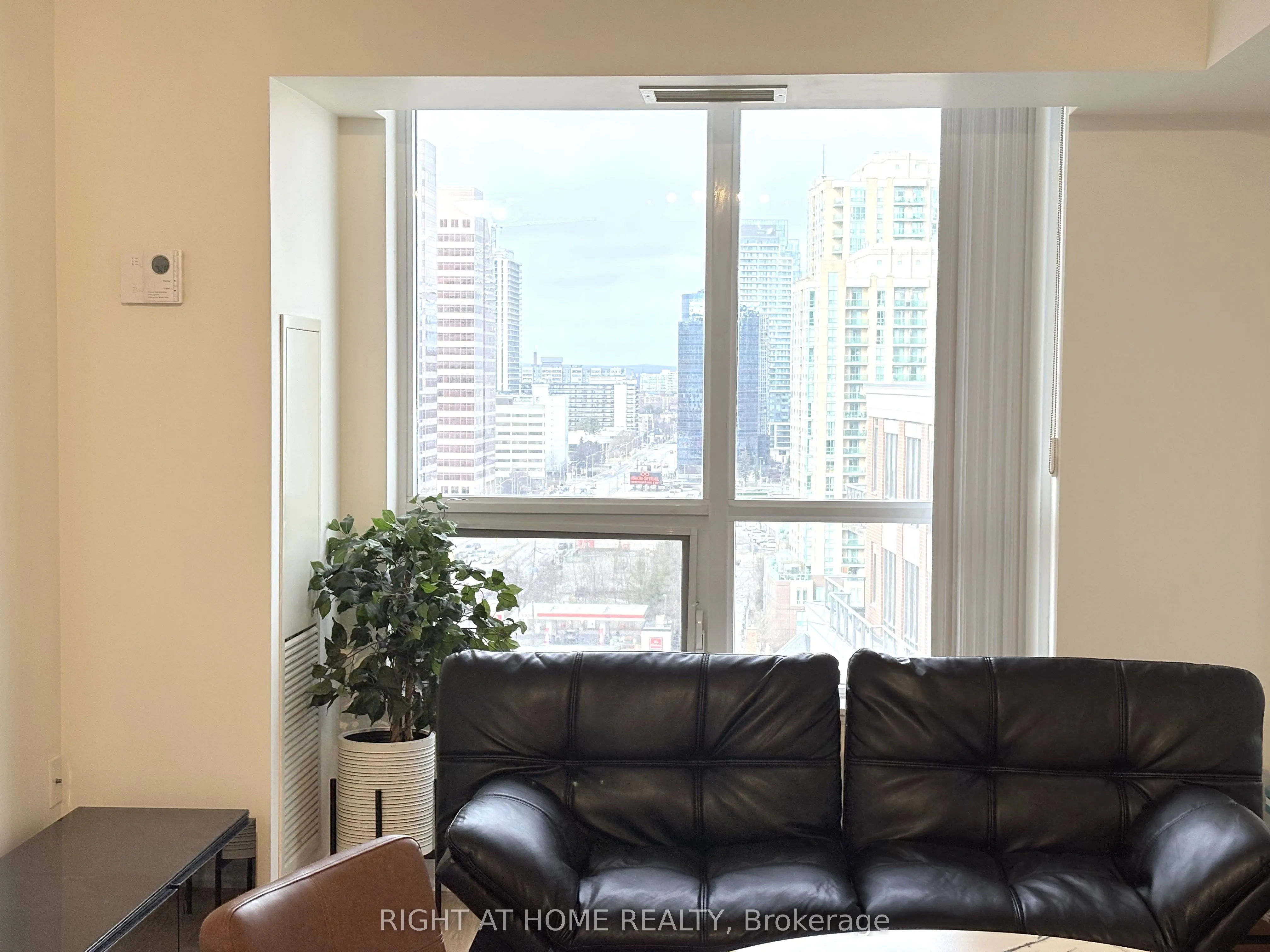 500 Doris Avenue #1621