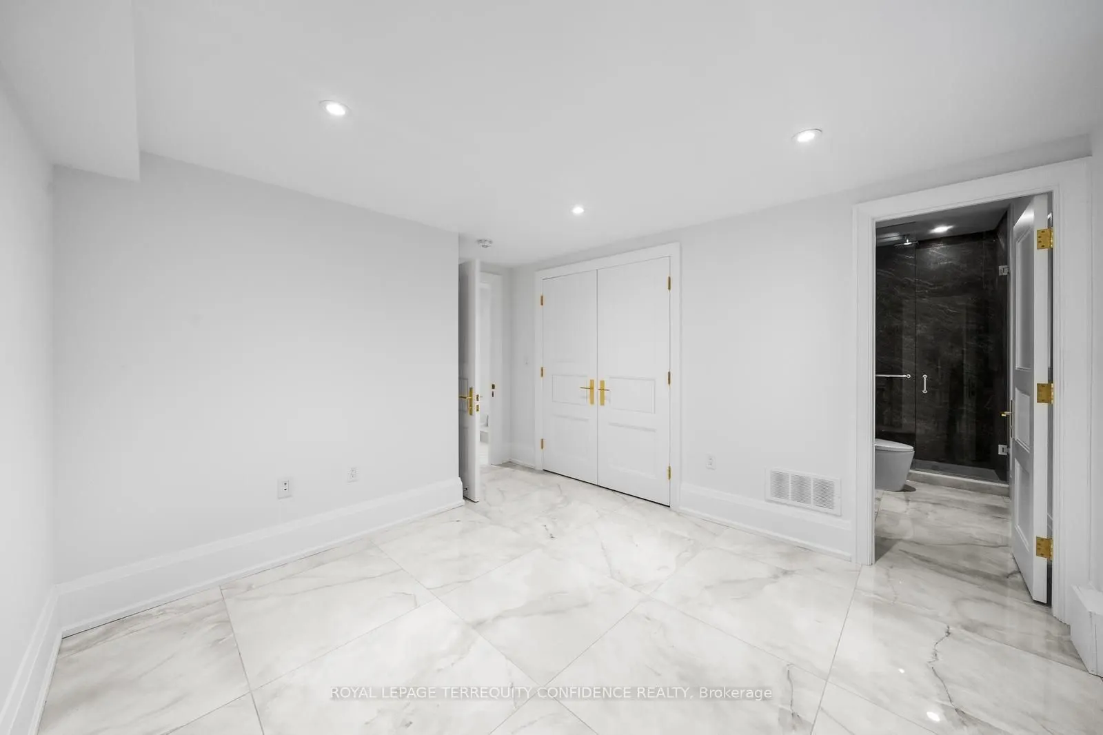 190 Hounslow Avenue