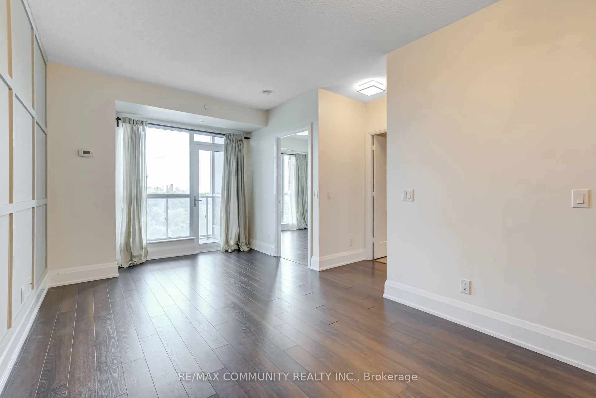 120 Harrison Garden Boulevard, #1008