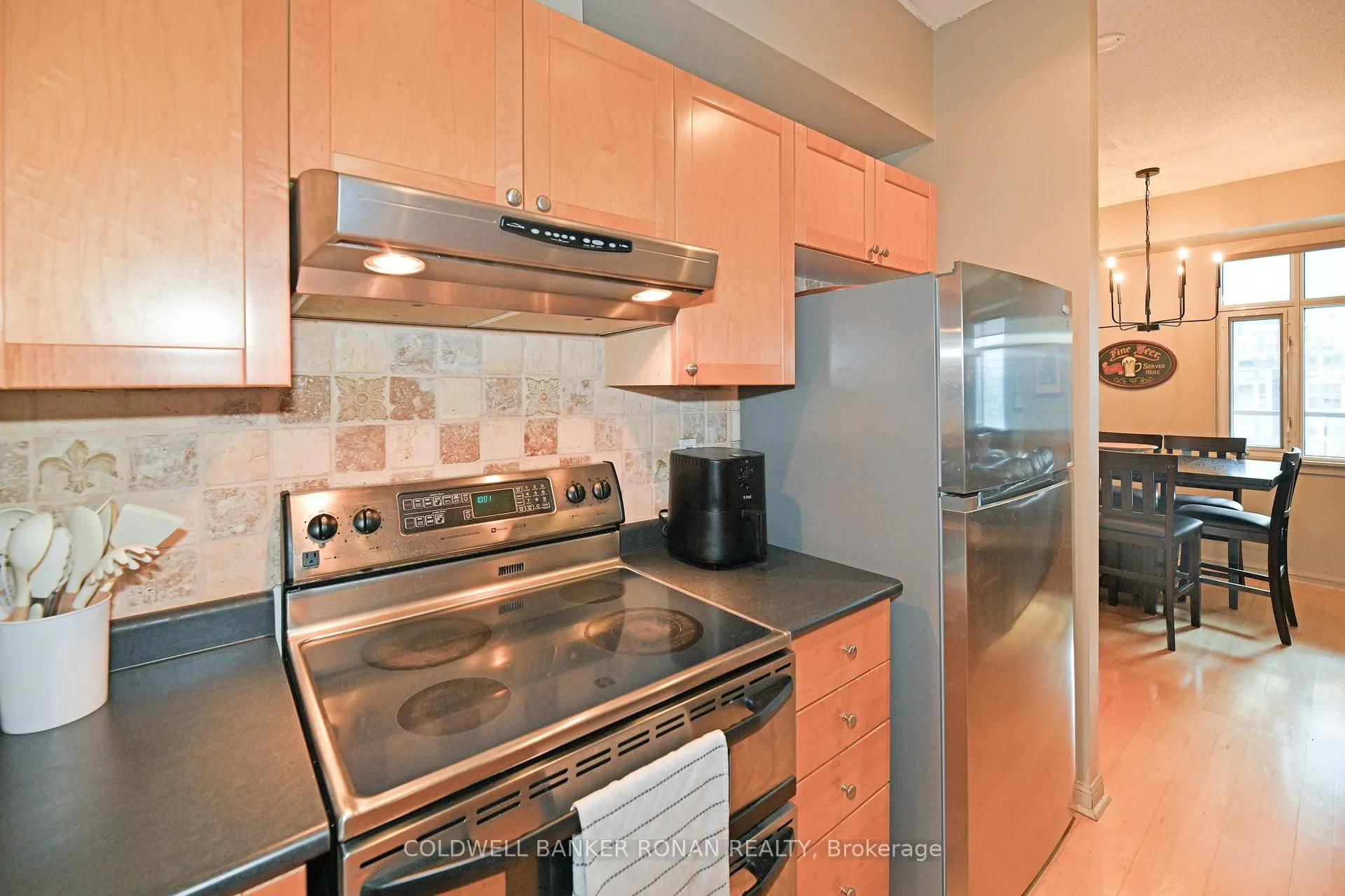 550 Front Street W, #602