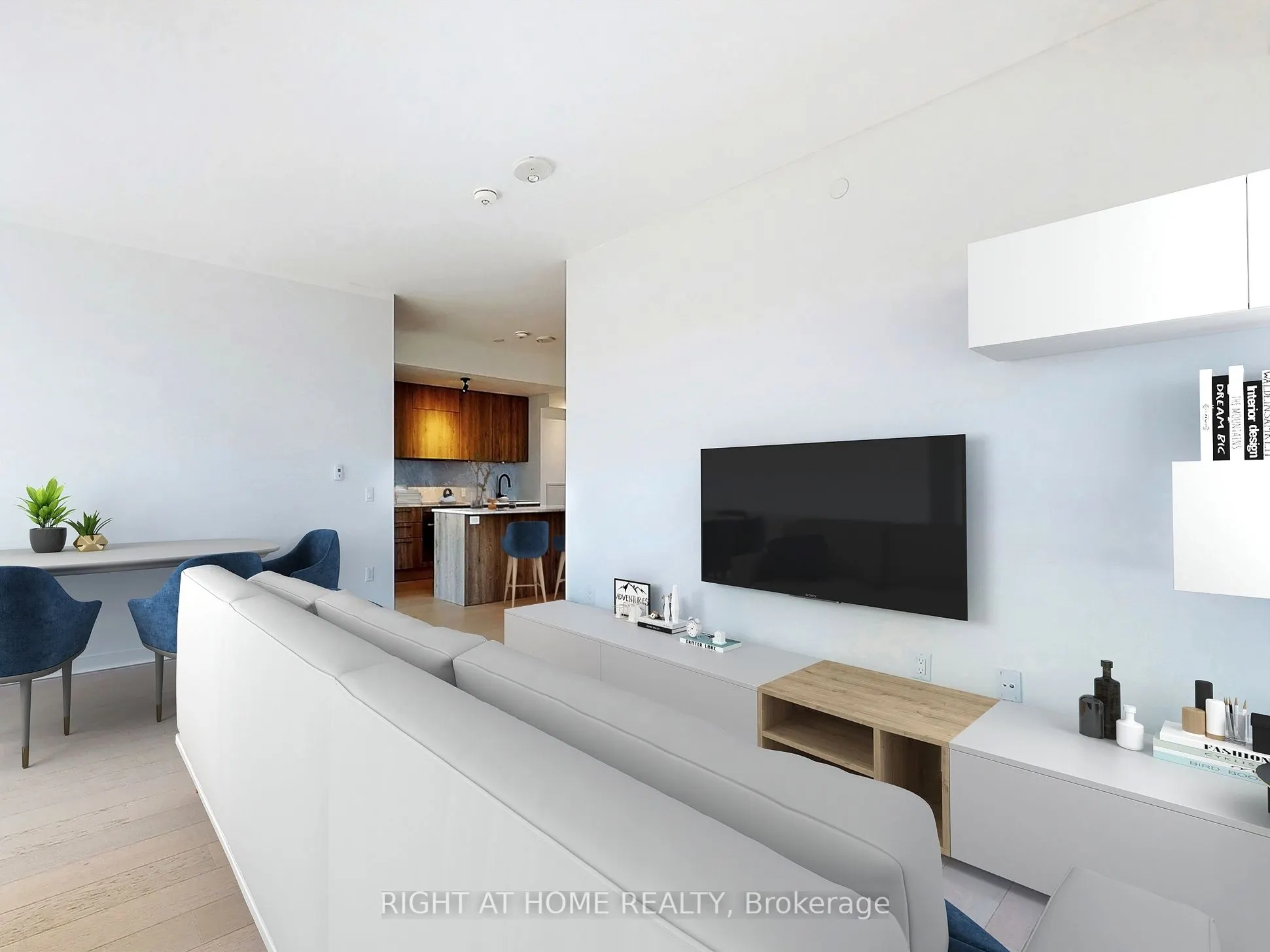 501 Adelaide Street W, #802