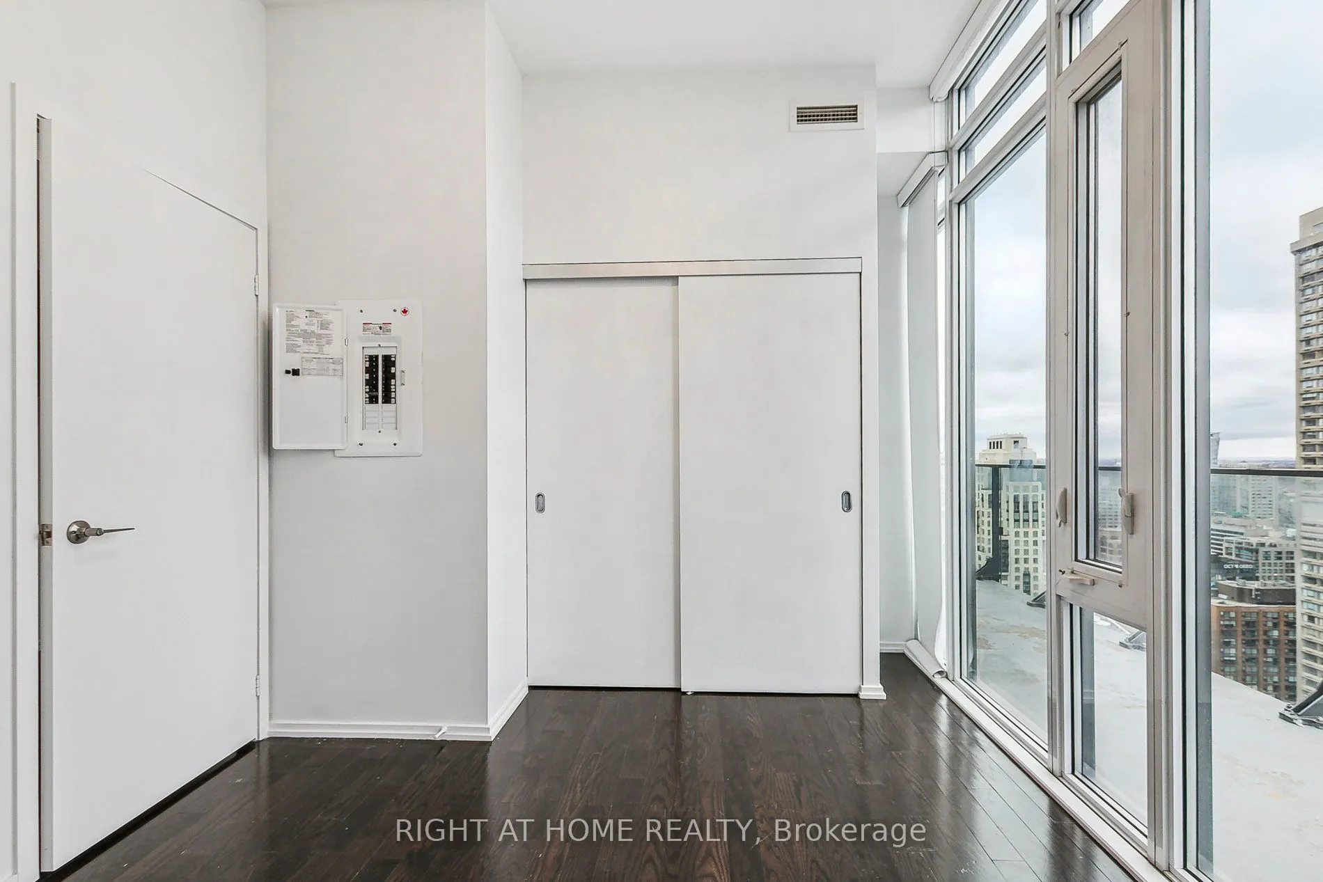 75 St Nicholas Street, #3506