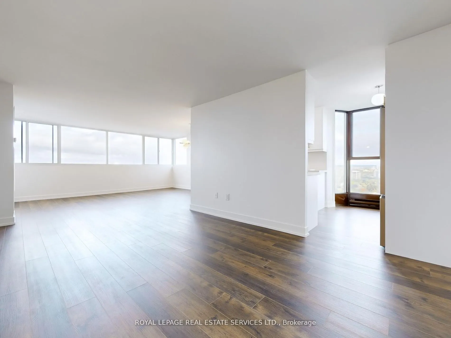 80 Antibes Drive, #2602